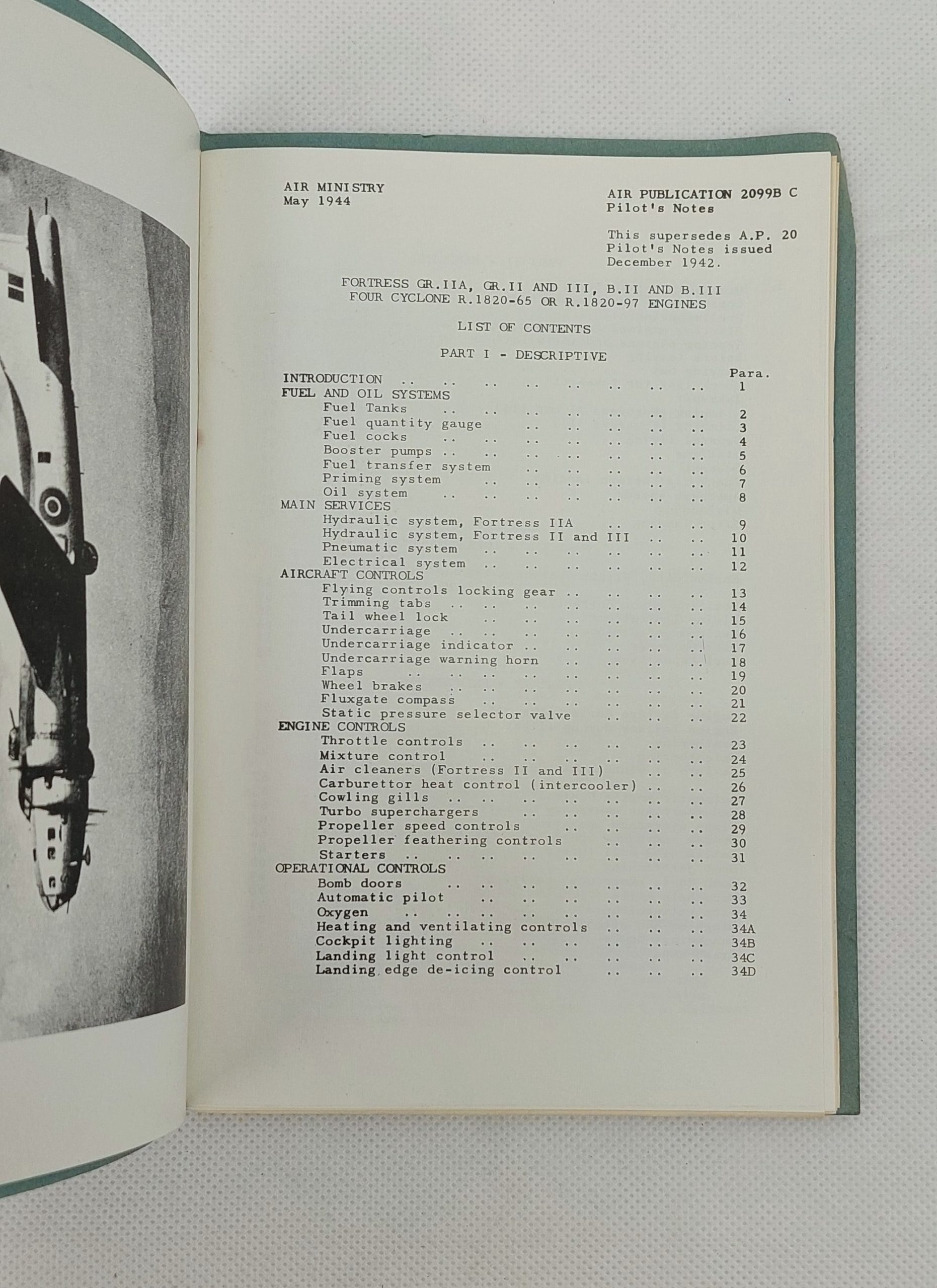 Air Ministry 1944 Booklet Of Pilots Notes For Flying The B17 Flying Fortress GRIIA GRII GRIII BII And BIII No 2 - Image 2