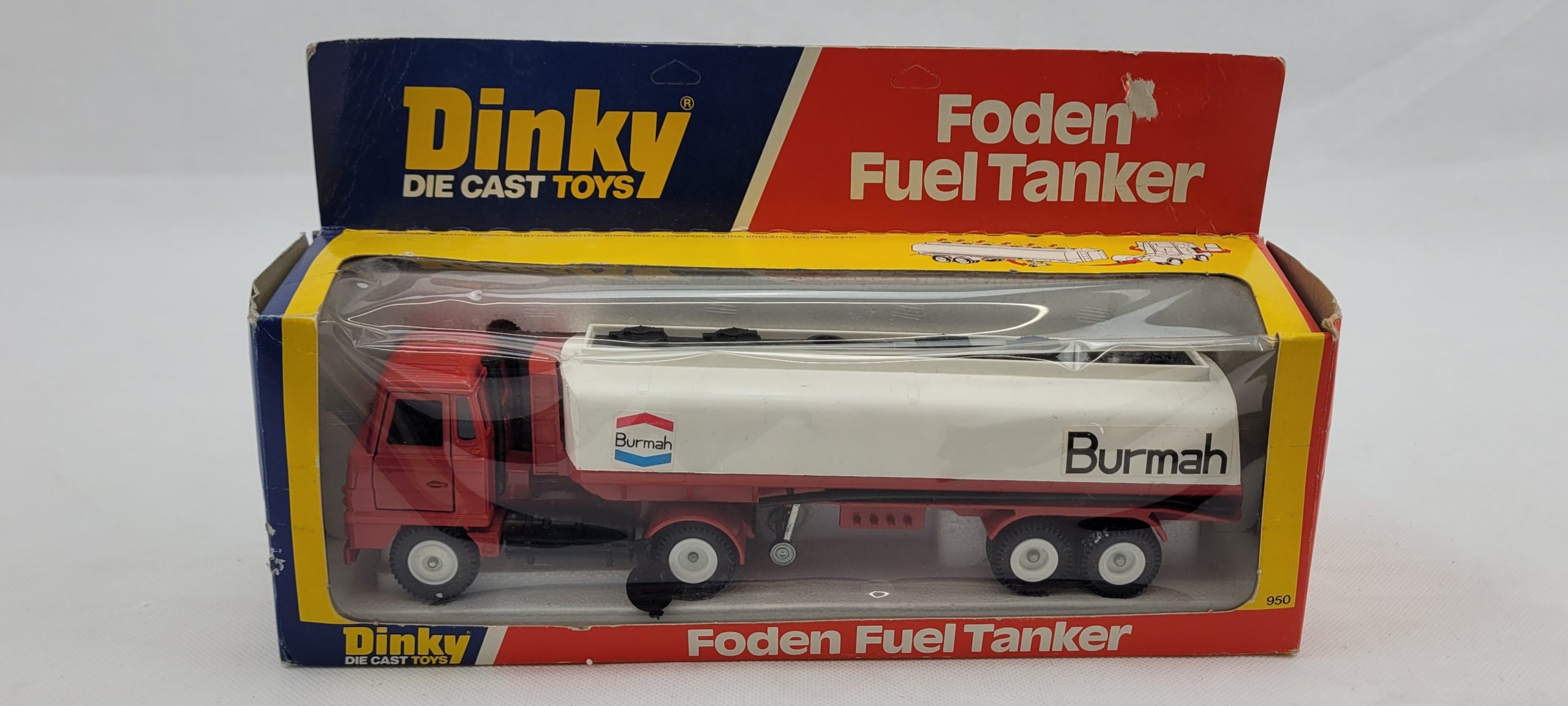 Boxed Dinky 950 Foden Fuel Tanker*