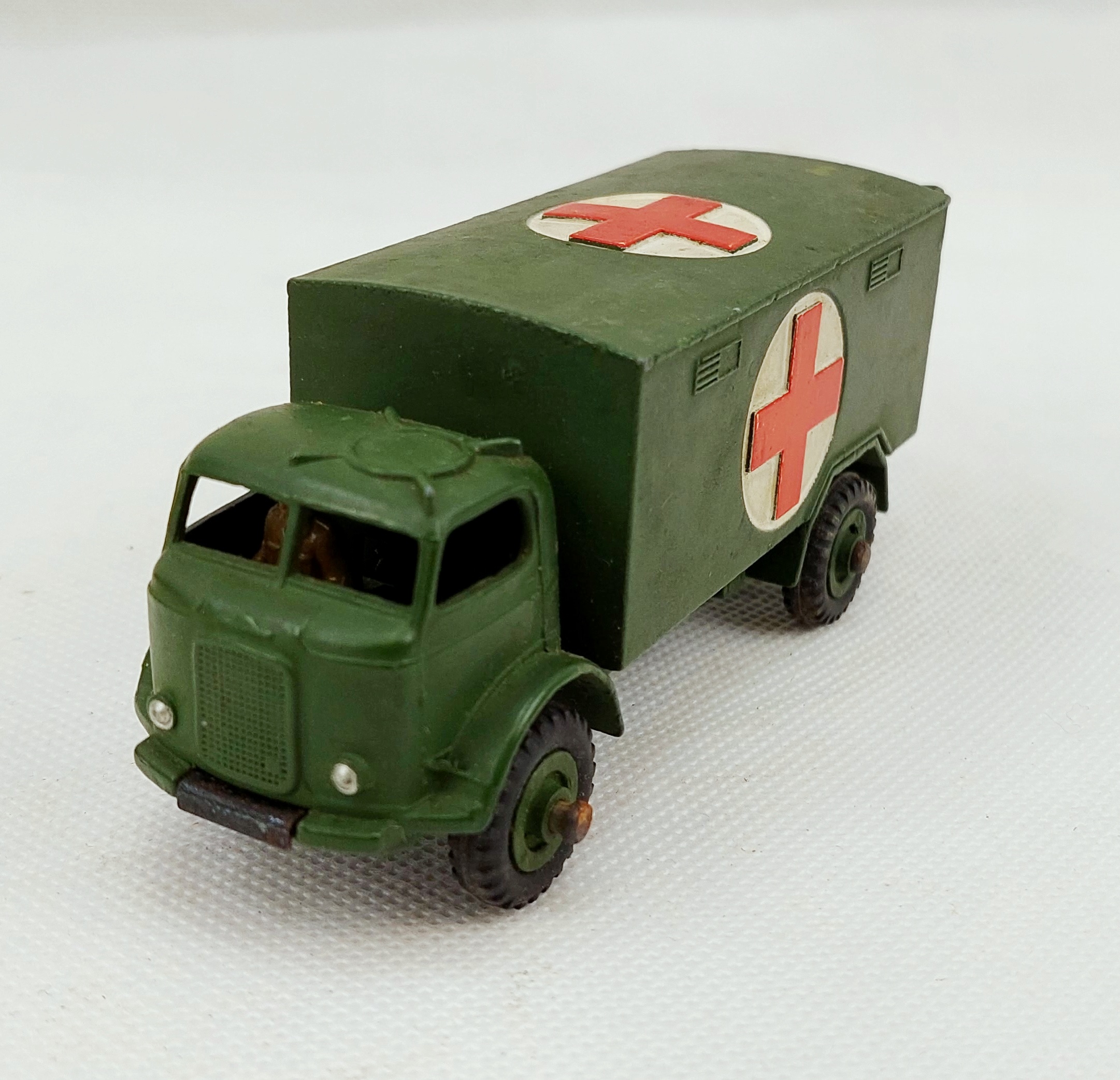 Boxed Dinky Toys 626 Ambulance - Image 8