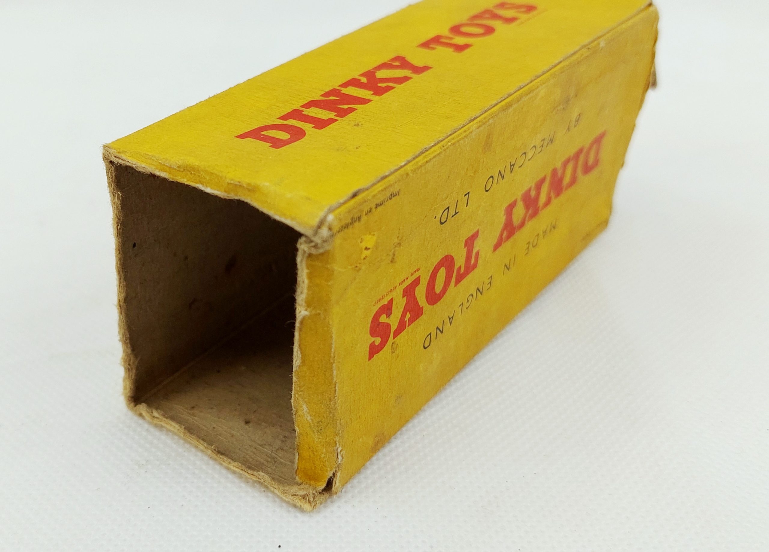 Boxed Dinky Toys 626 Ambulance - Image 2