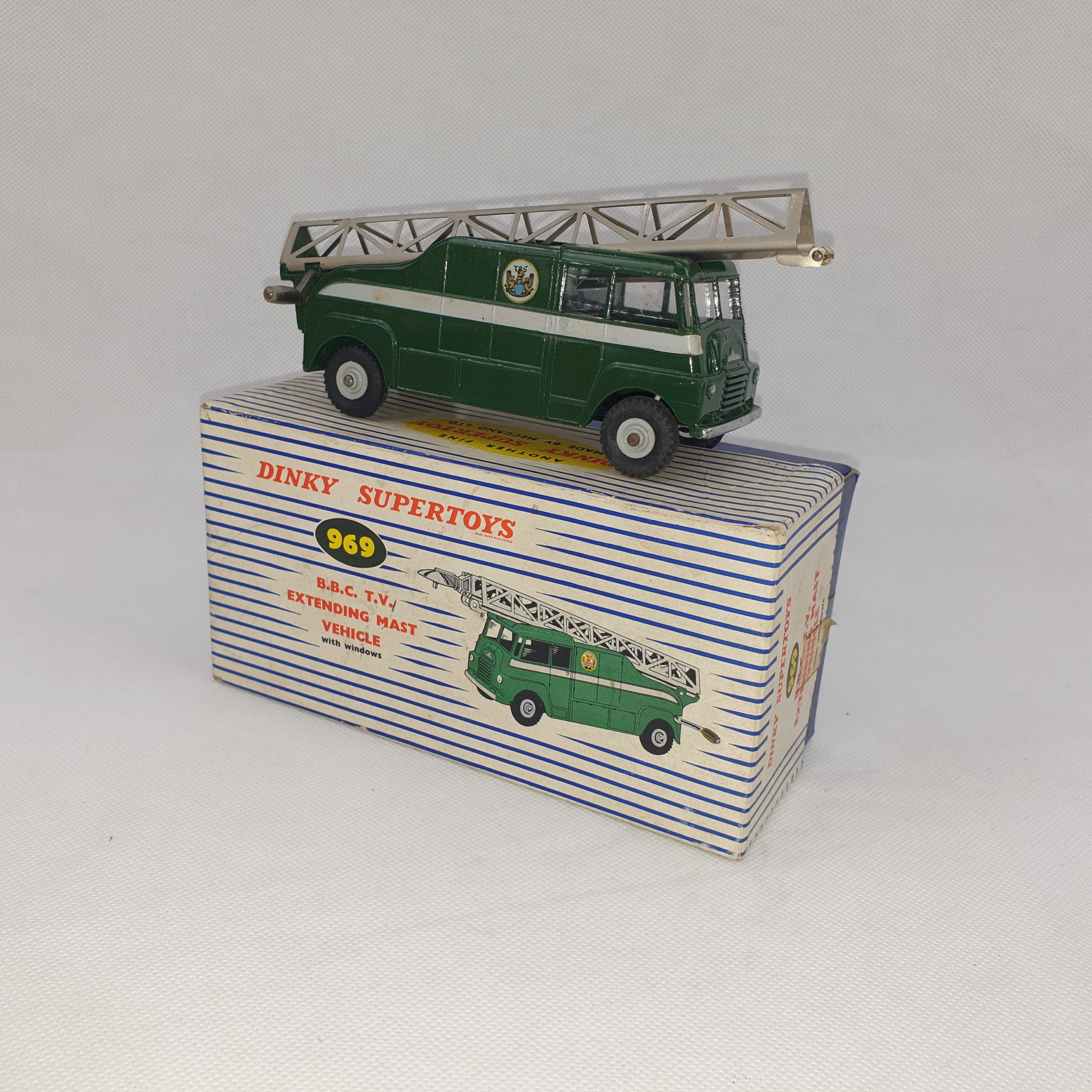 Boxed Dinky Toys 969 BBC TV Extending Mast Vehicle*