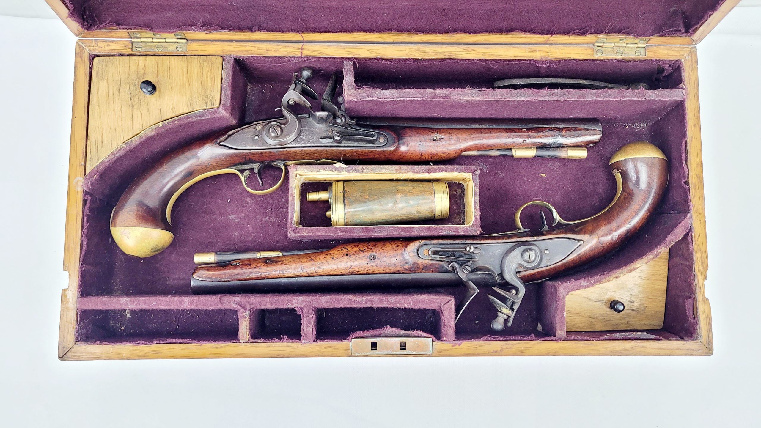 Cased Pair Of 18th Century British Officers Flintlock Pistols By Ketland - Image 3