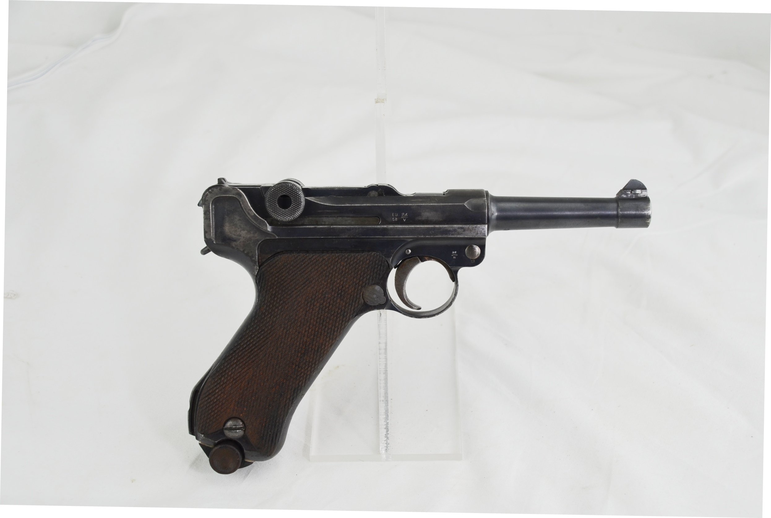 Genuine Deactivated 1920’s DMW Luger Pistol - Image 3