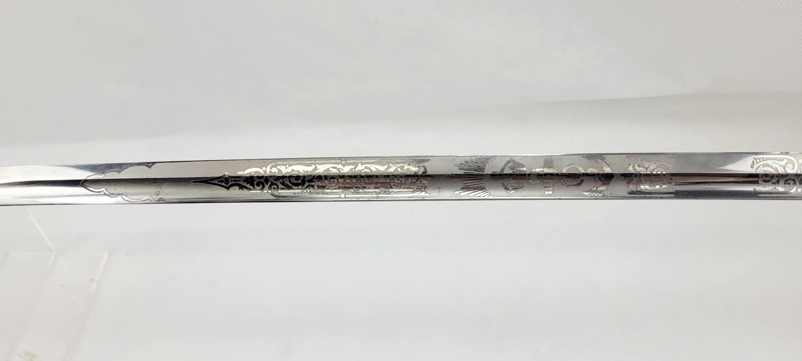 Excellent KGV Royal Navy 1827 Pattern Officers Sword, Sword Knot, Scabbard And Sword Bag - Image 8