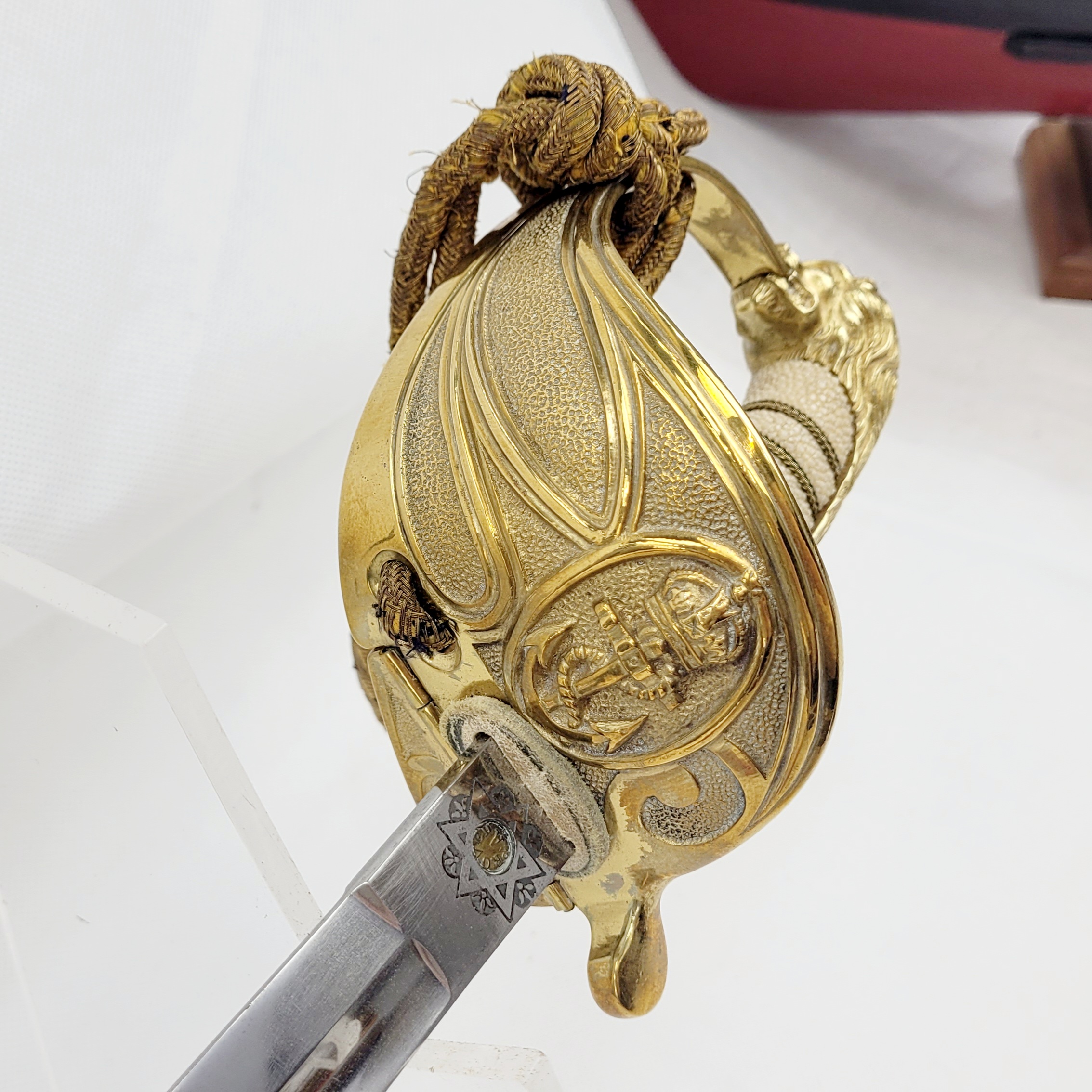 Excellent KGV Royal Navy 1827 Pattern Officers Sword, Sword Knot, Scabbard And Sword Bag - Image 5