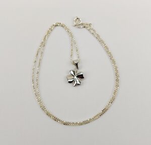 Sterling Silver Clover Pendant Chain Necklace 18 Inches