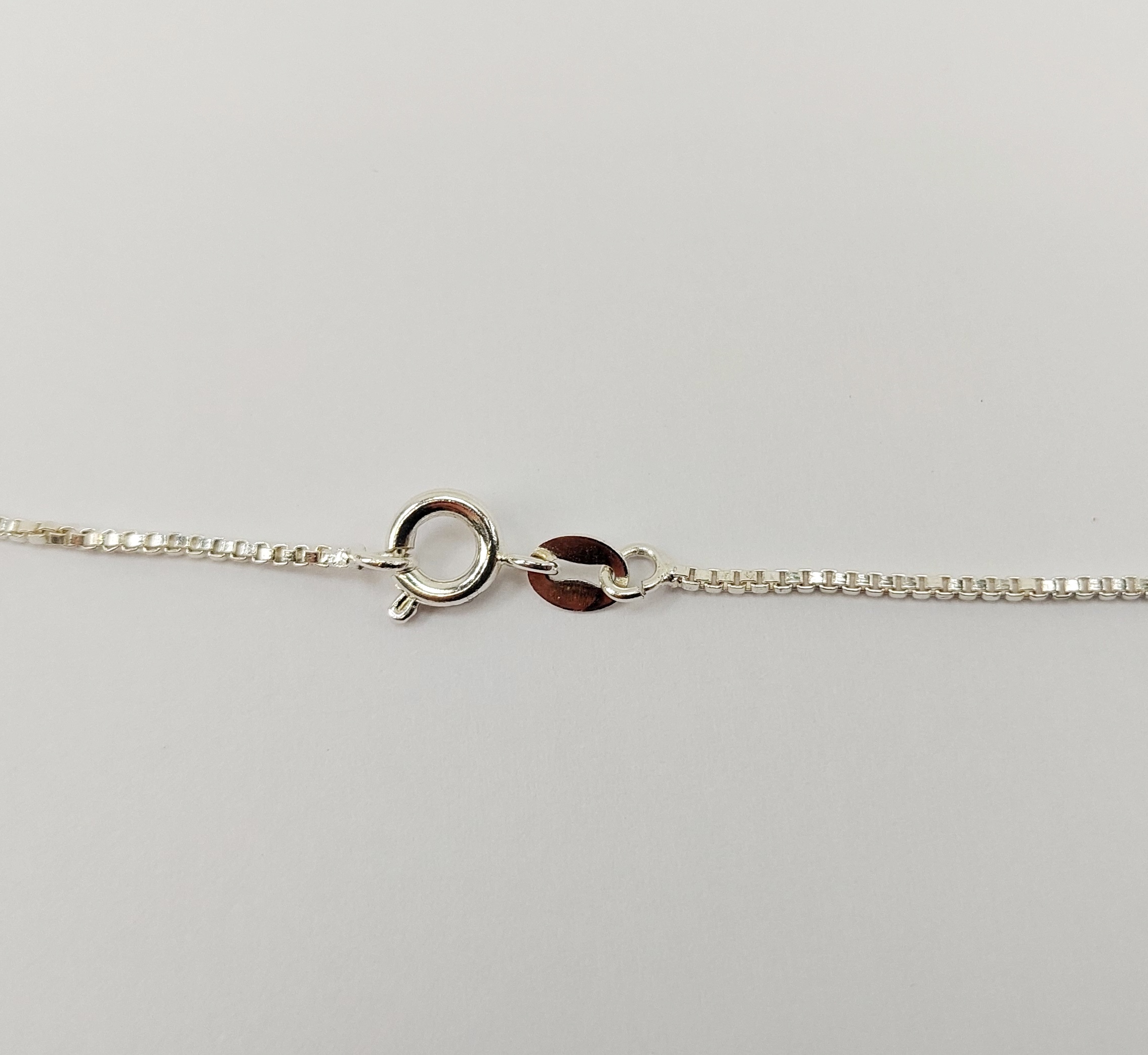 Sterling Silver Clover Pendant Chain Necklace 18 Inches - Image 4