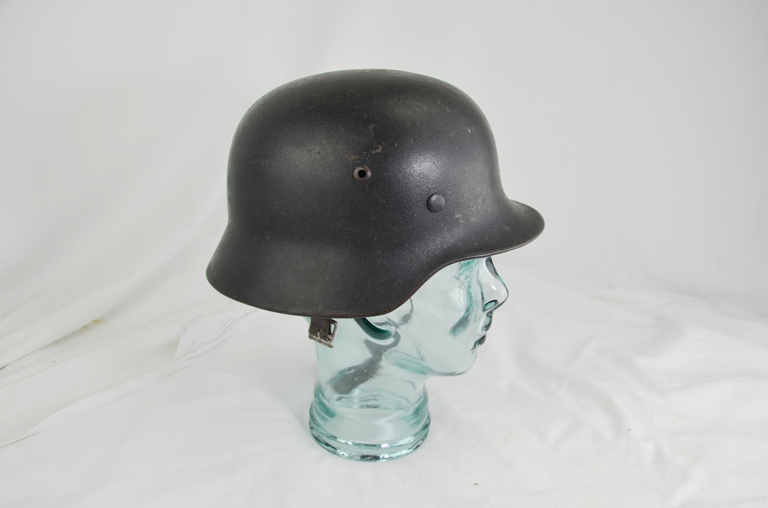 Original Kriegsmarine WW2 M35 Single Decal German Helmet - Image 12
