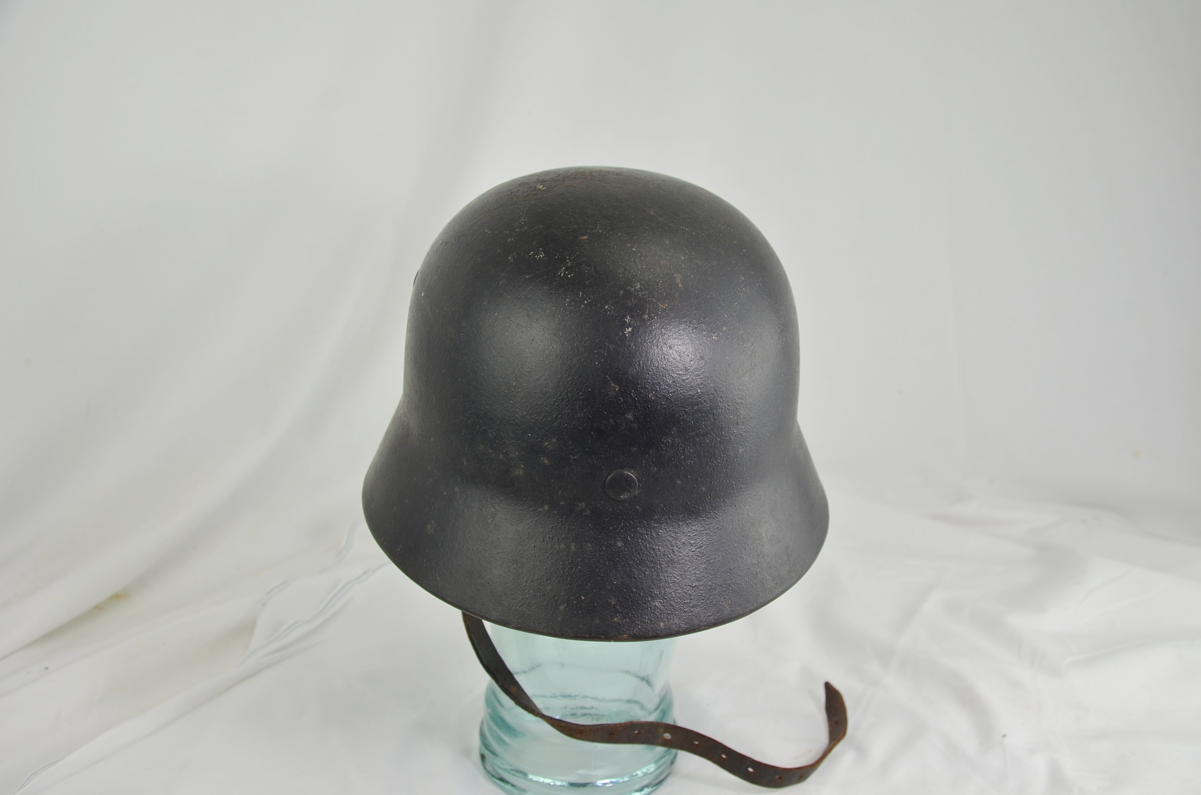 Original Kriegsmarine WW2 M35 Single Decal German Helmet - Image 8