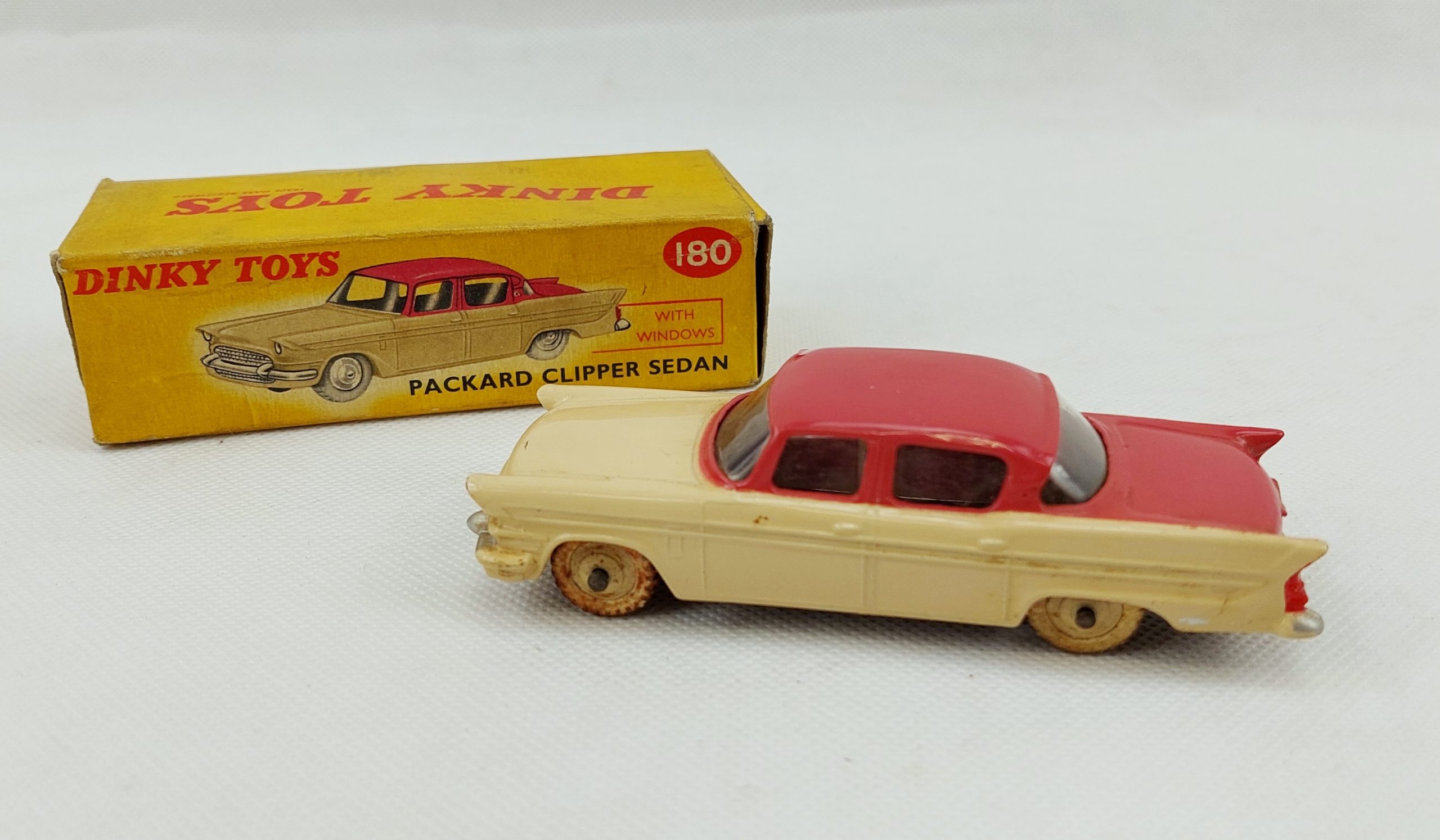 Boxed Dinky Toys 180 – Packard Clipper Sedan*