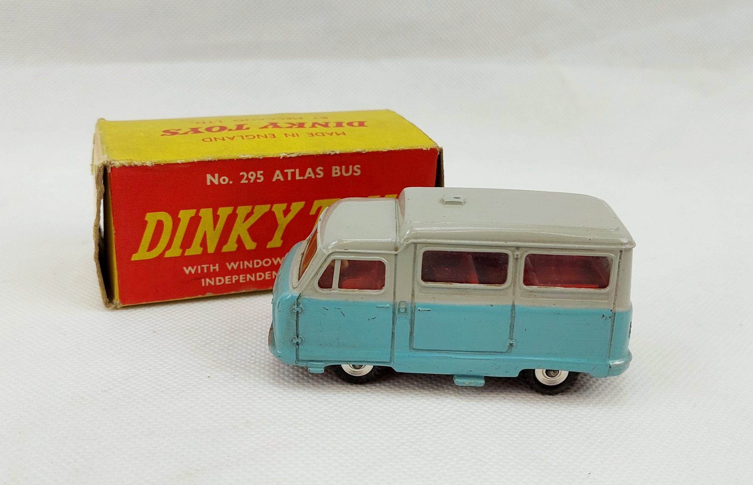 Boxed Dinky Toys 295 – Atlas Bus