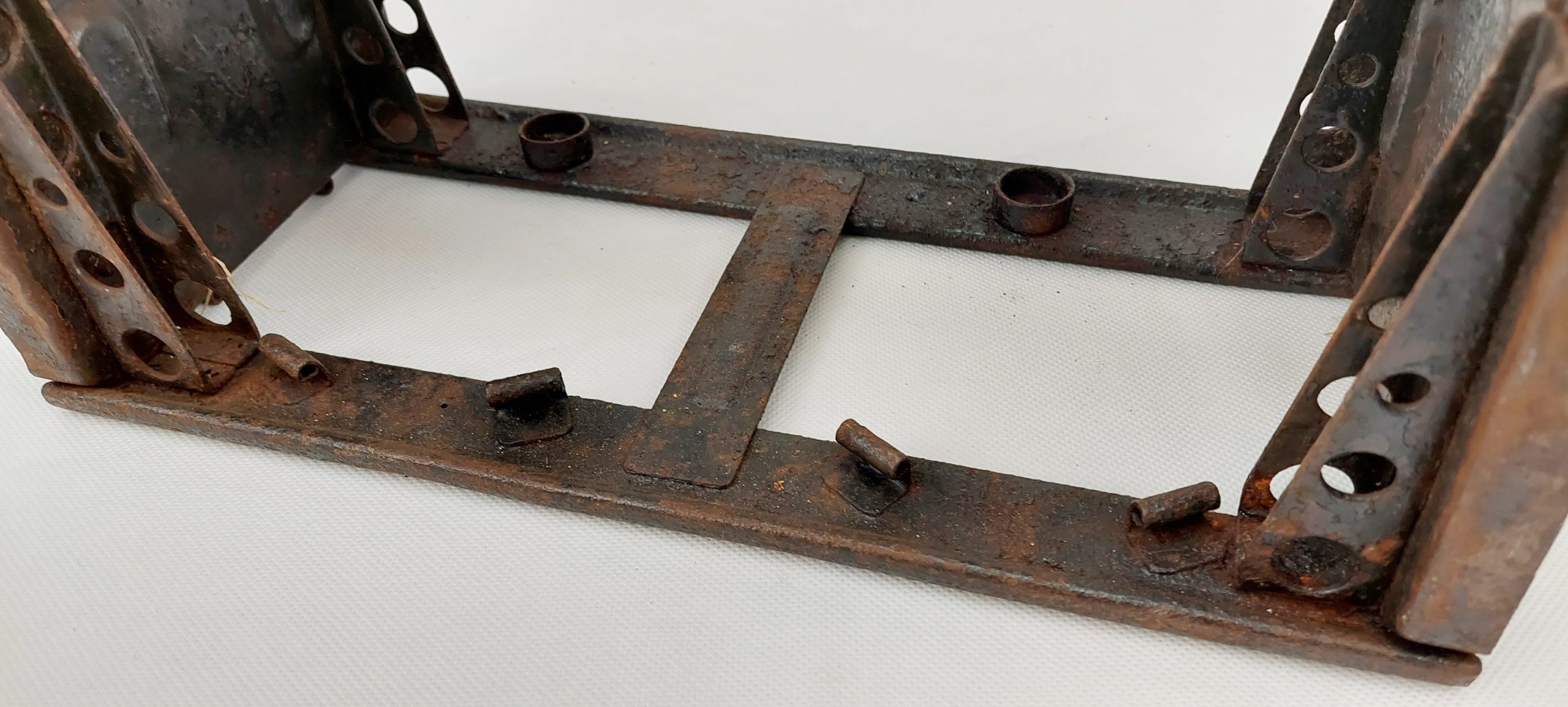 WW2 German MG42 Machinegun Drum Magazine Carrier - Image 4