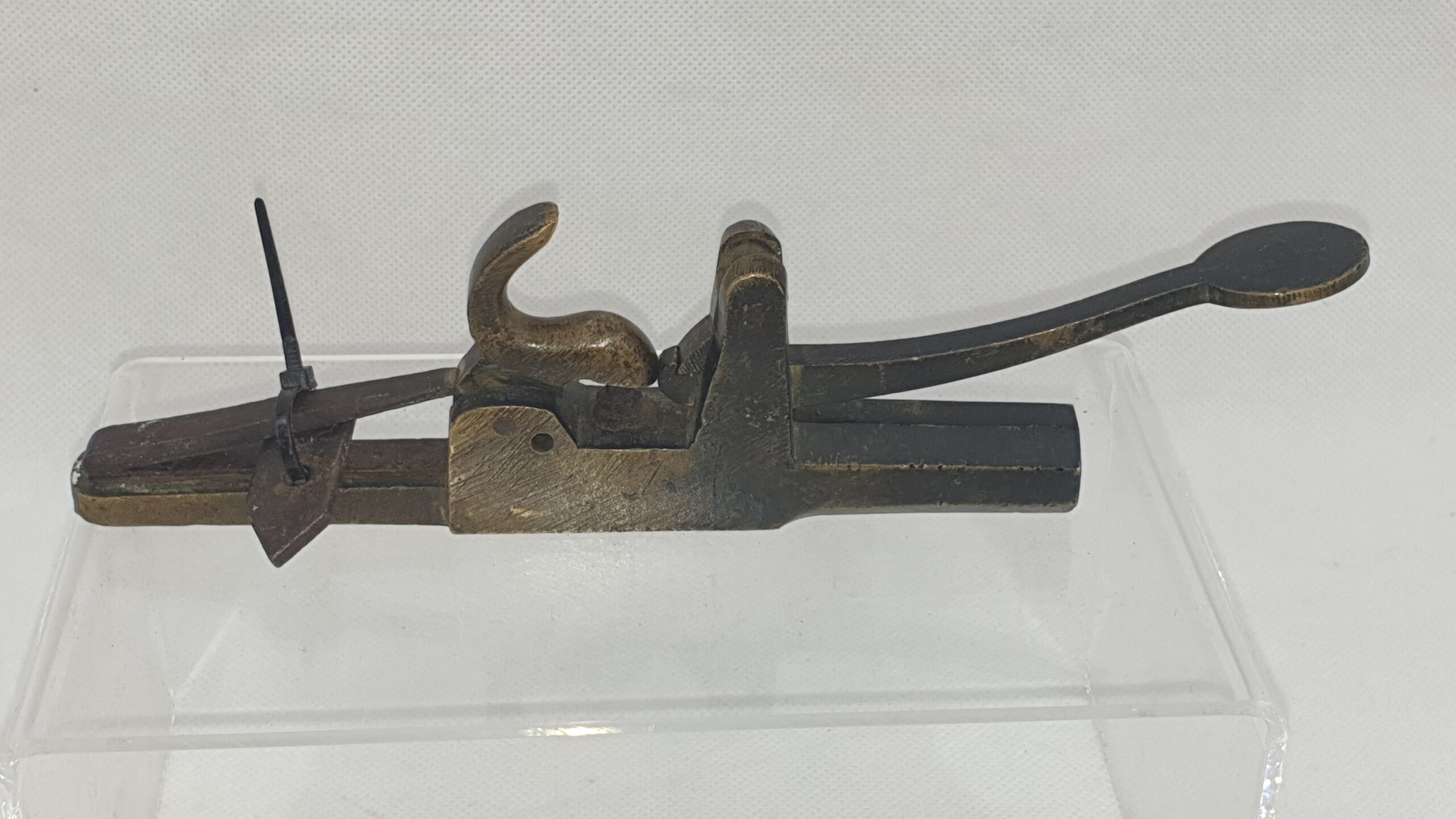 19th Century Anti-Grave Robber's Percussion Pistol - Image 4