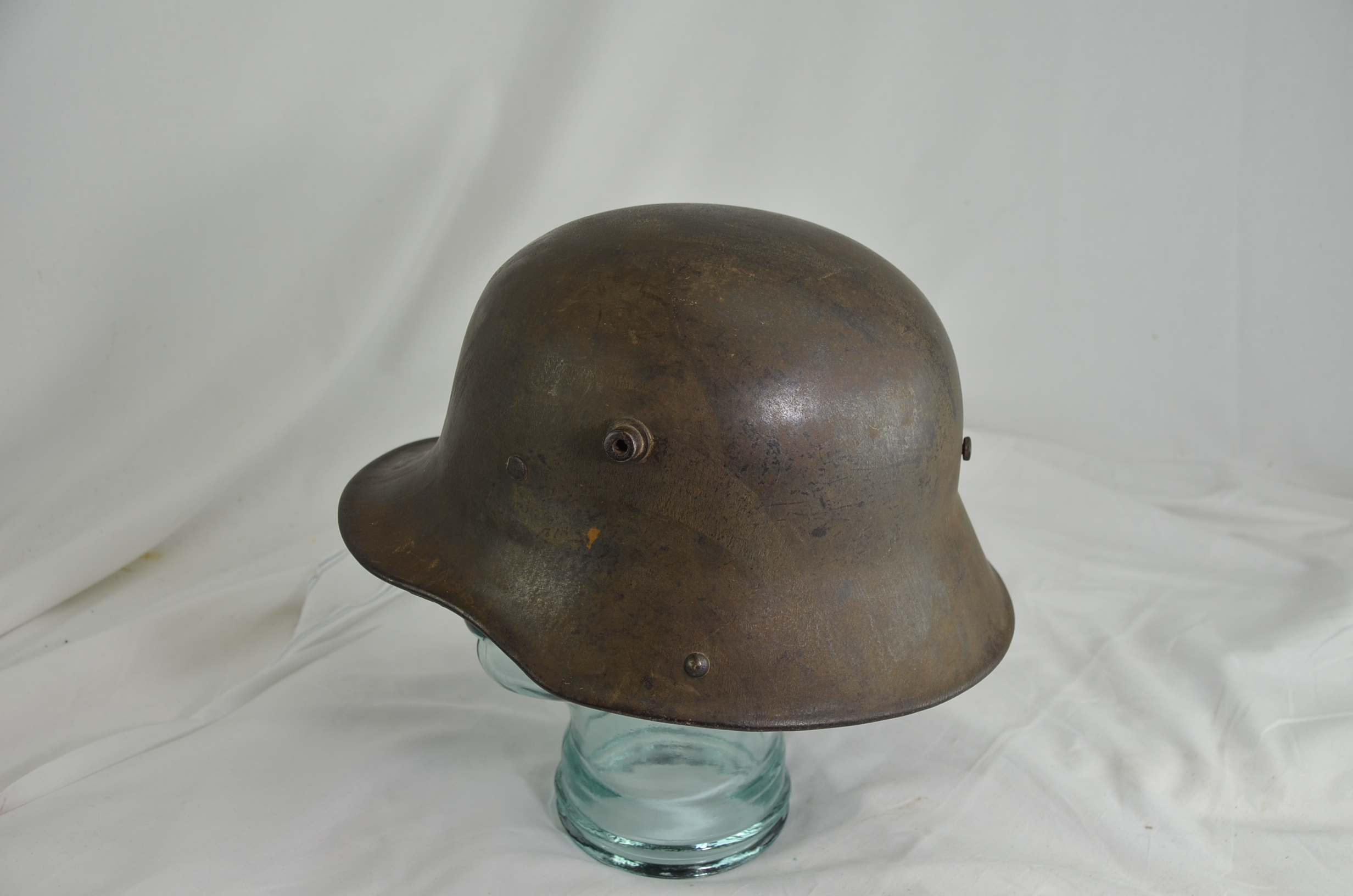 Original WW1 German M-16 Helmet - Image 4
