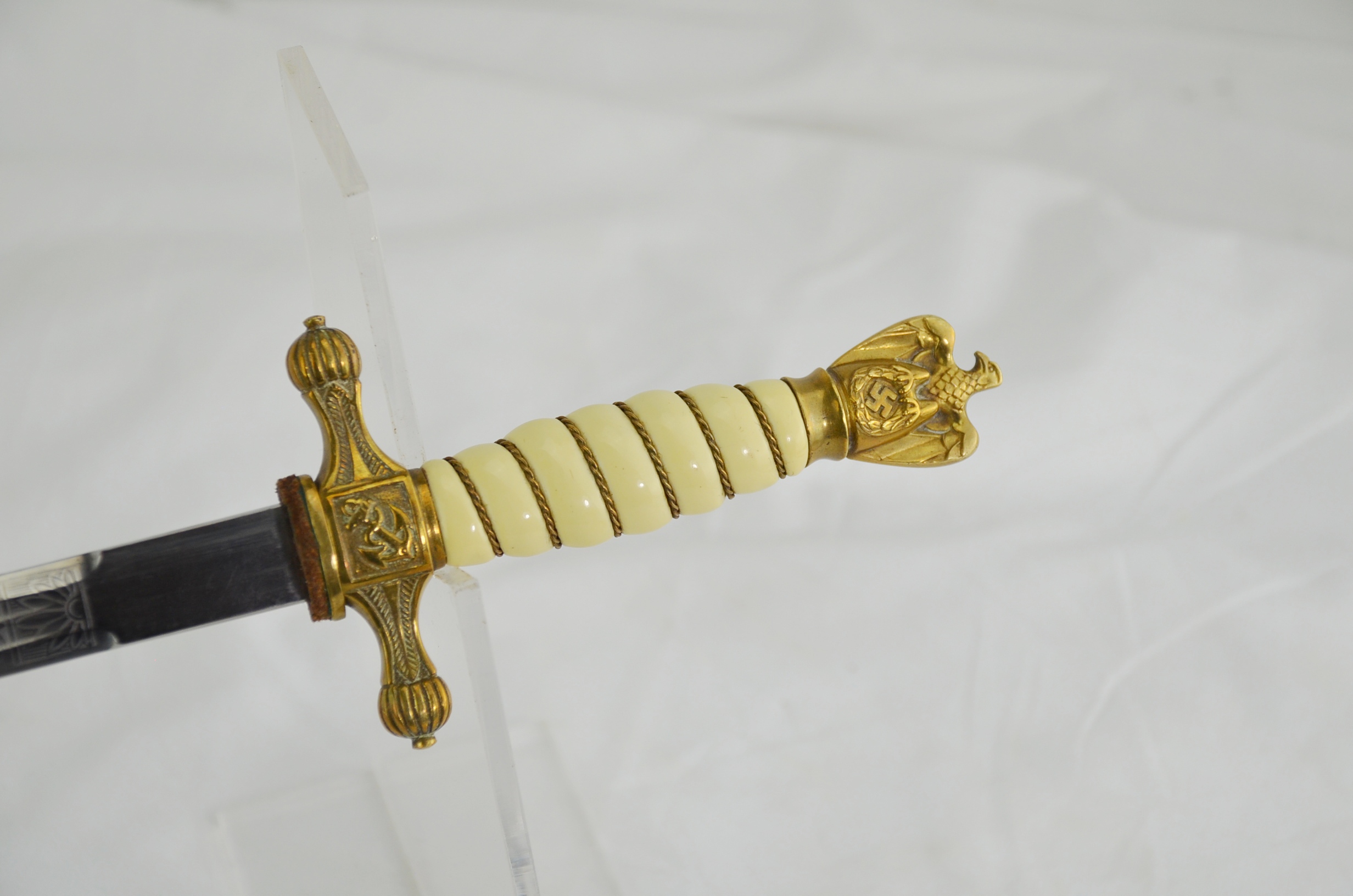 German Third Reich Kriegsmarine Officer’s Dress Dagger - Image 7