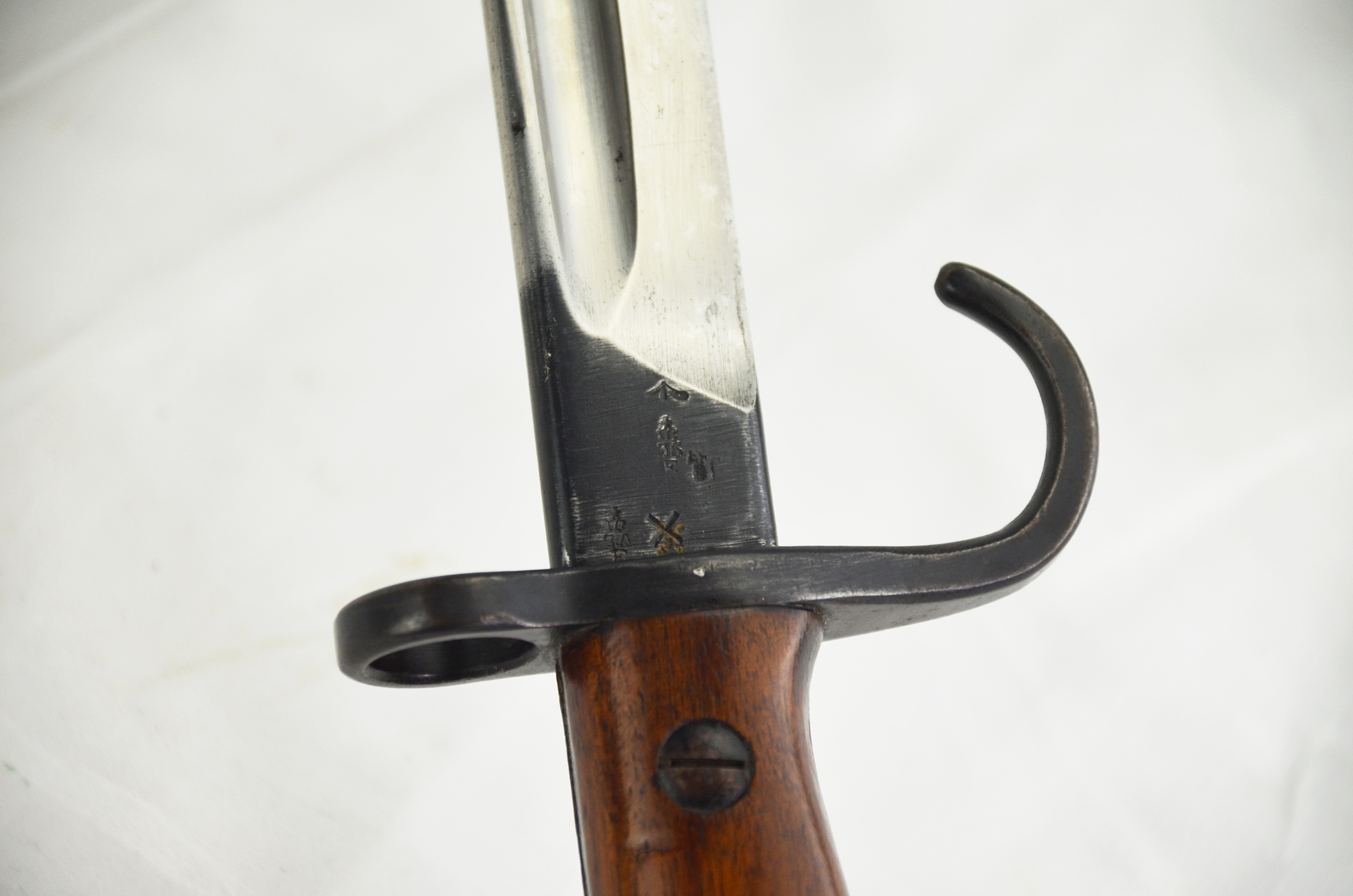 British 1907 Pattern Hooked Quillion Bayonet and Scabbard Unit Marked With Matching Nos - Image 6
