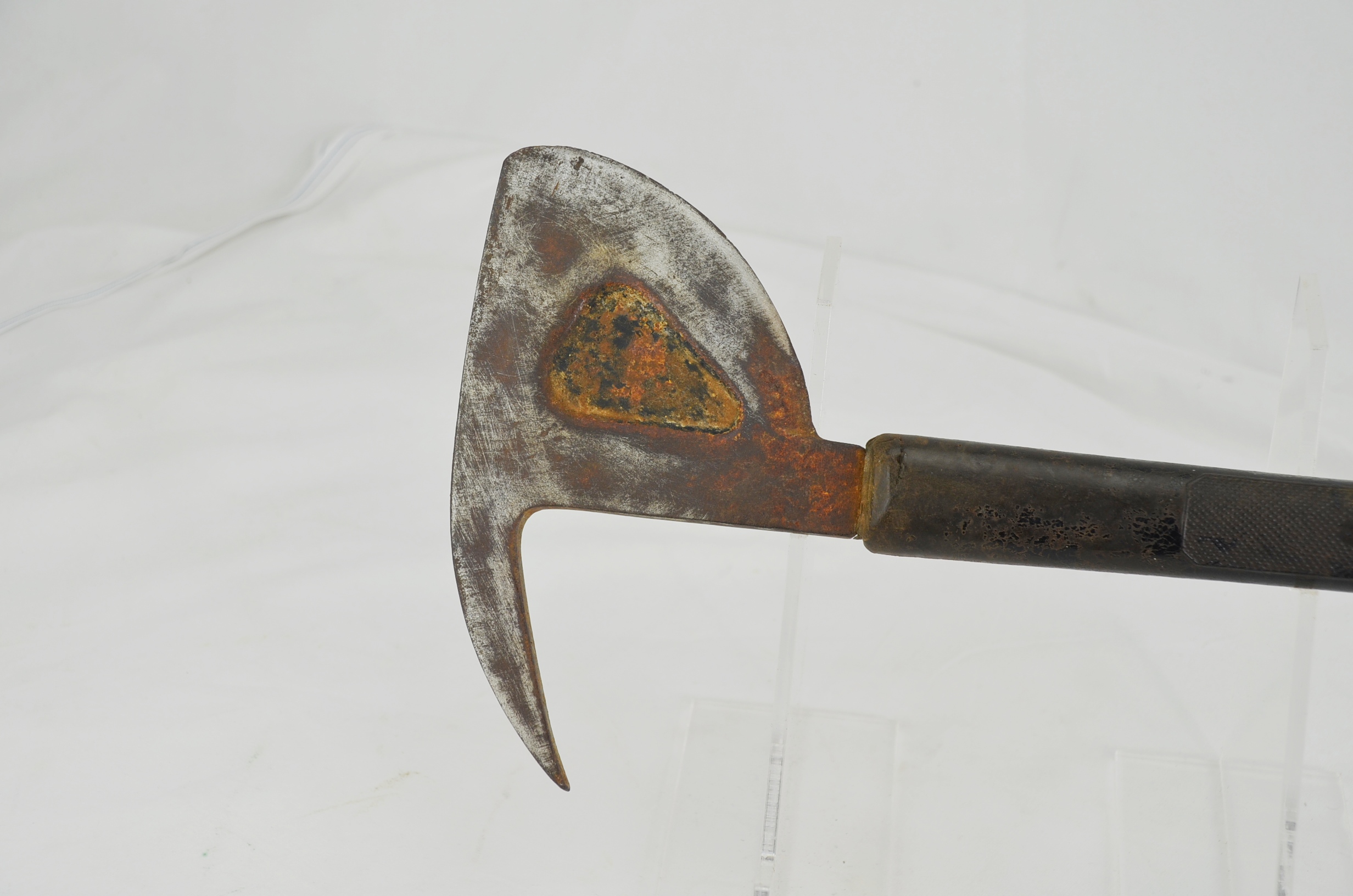 Original WWII RAF Escape Axe - Image 8