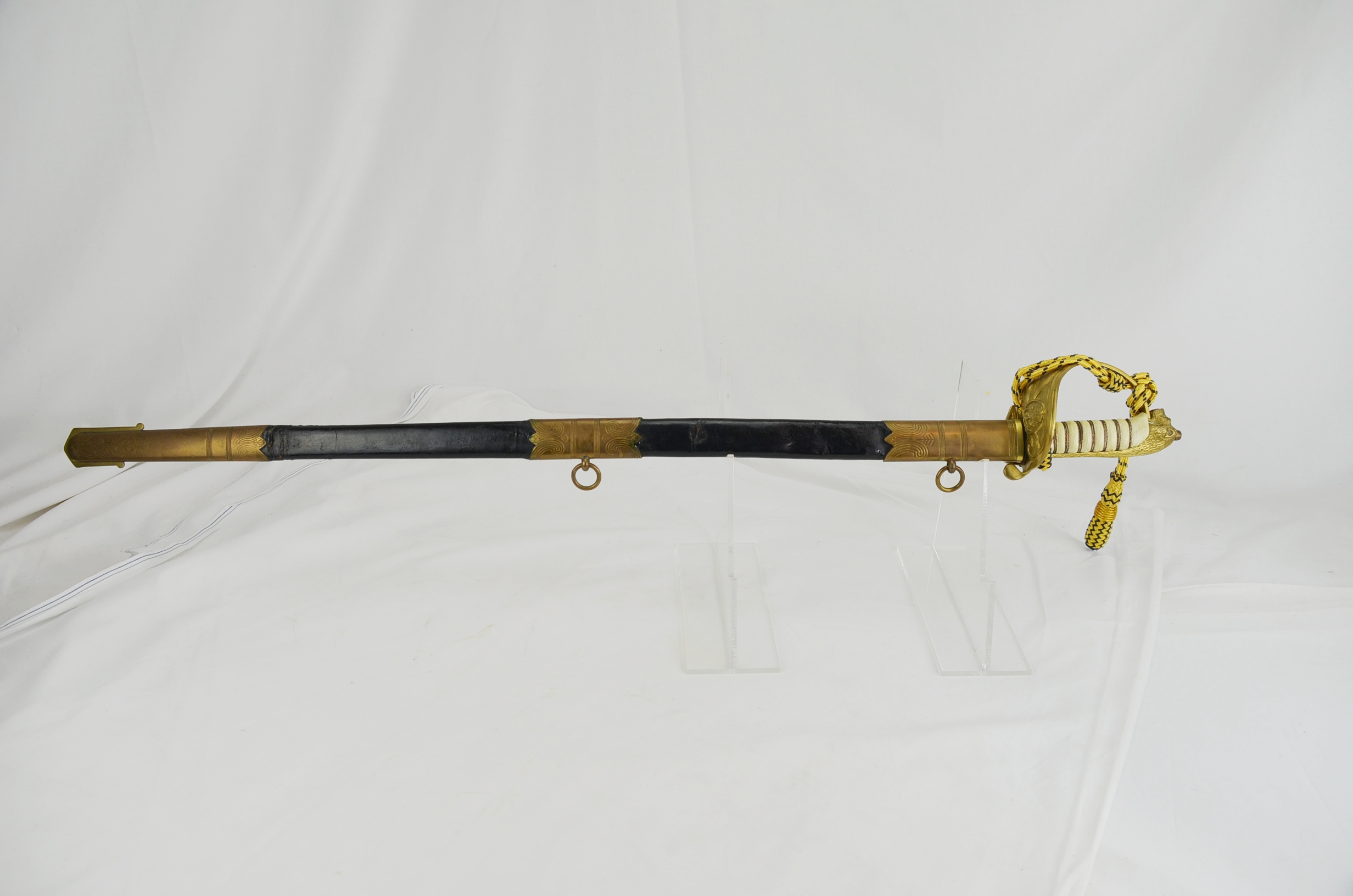 Early 20th Century Royal Navy Officers' Dress Sword - Image 2