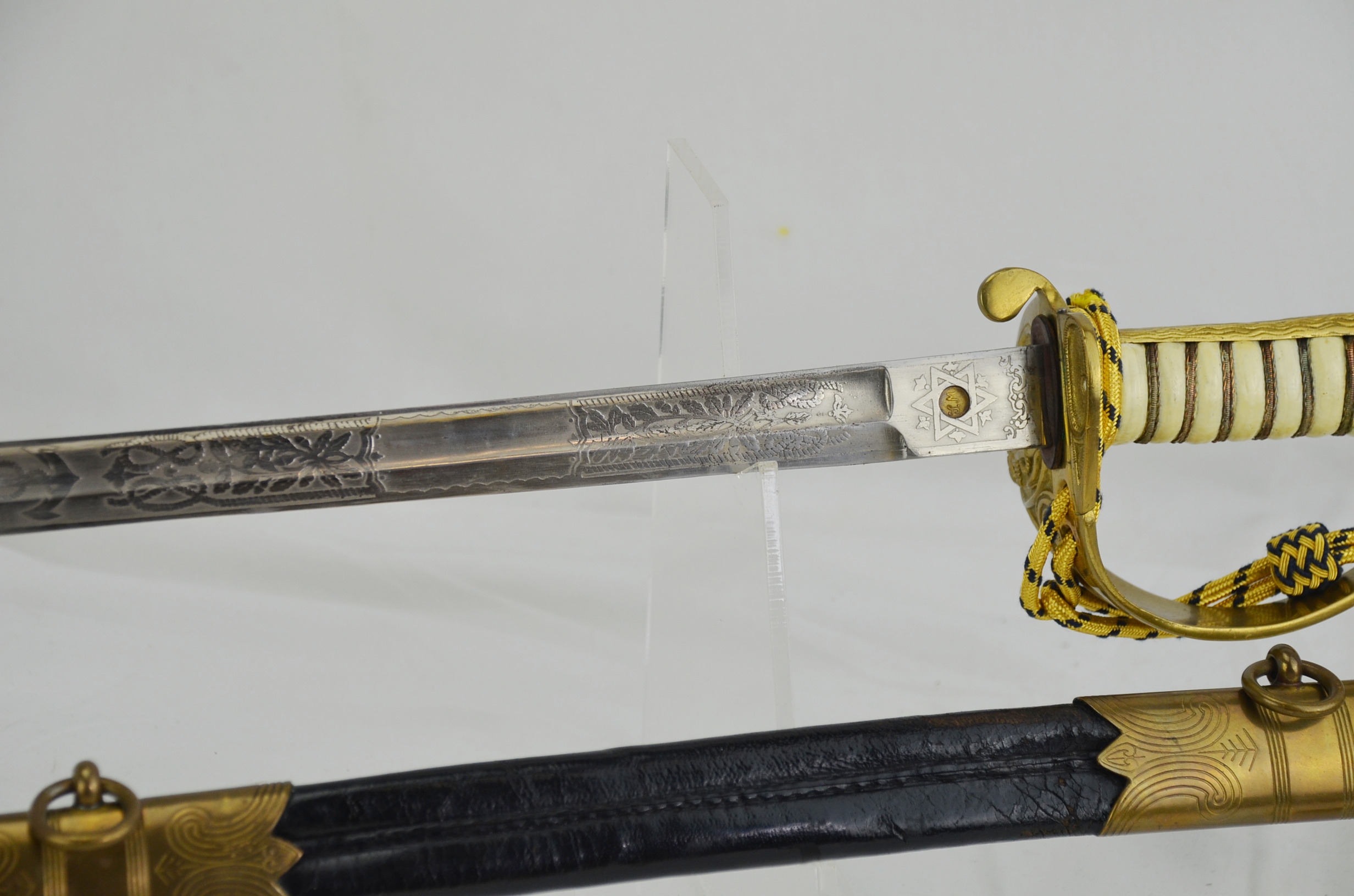 Early 20th Century Royal Navy Officers' Dress Sword - Image 5
