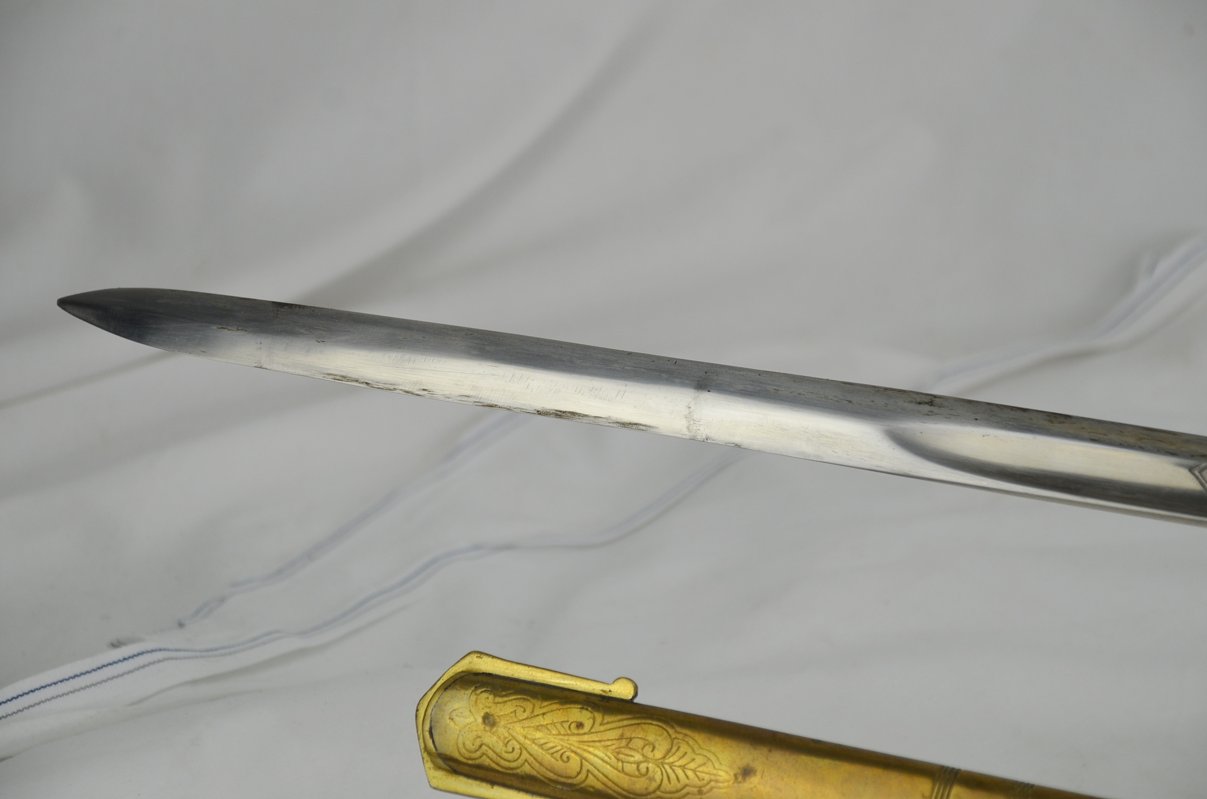 Early 20th Century Royal Navy Officers' Dress Sword - Image 11