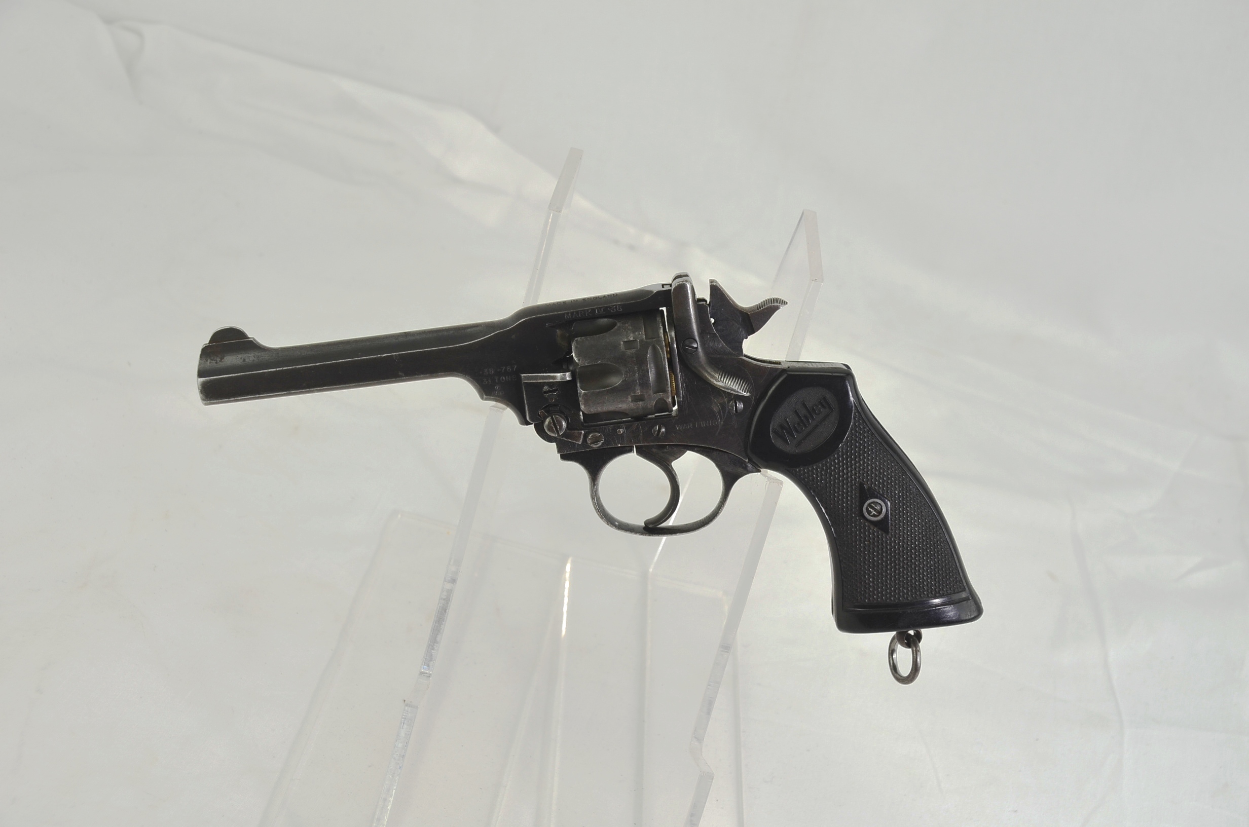 British WW2 Webley Mk IV .38 and Holster - Image 3