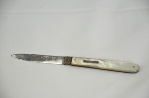 19th Century I. Murtons Mother of Pearl Fruit Knife