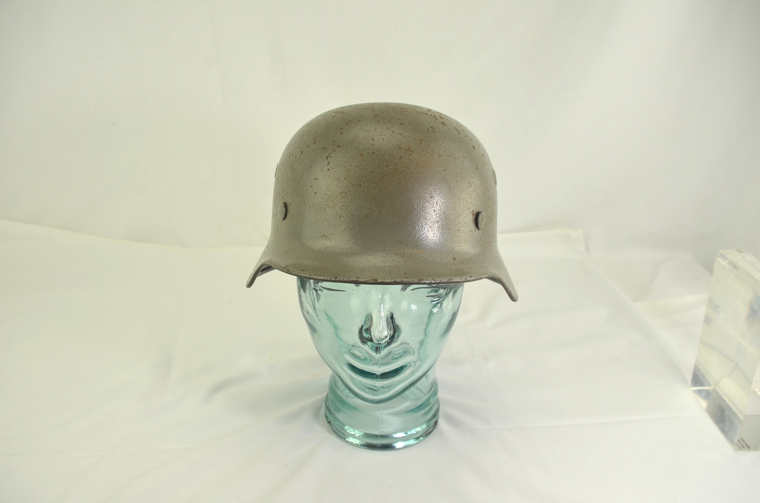Original Nazi WW2 Wehrmacht M40 Helmet - Image 4