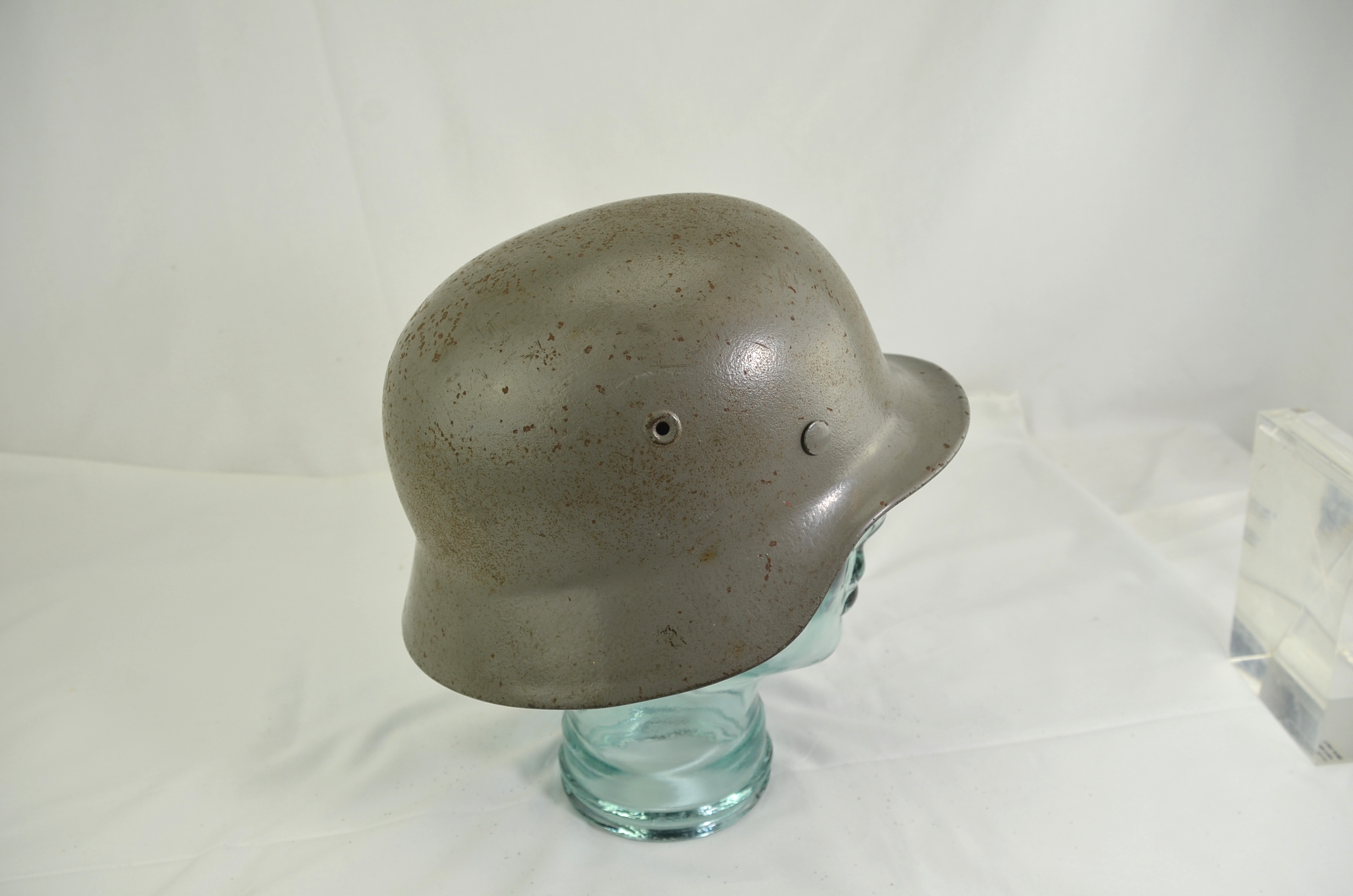 Original Nazi WW2 Wehrmacht M40 Helmet - Image 7