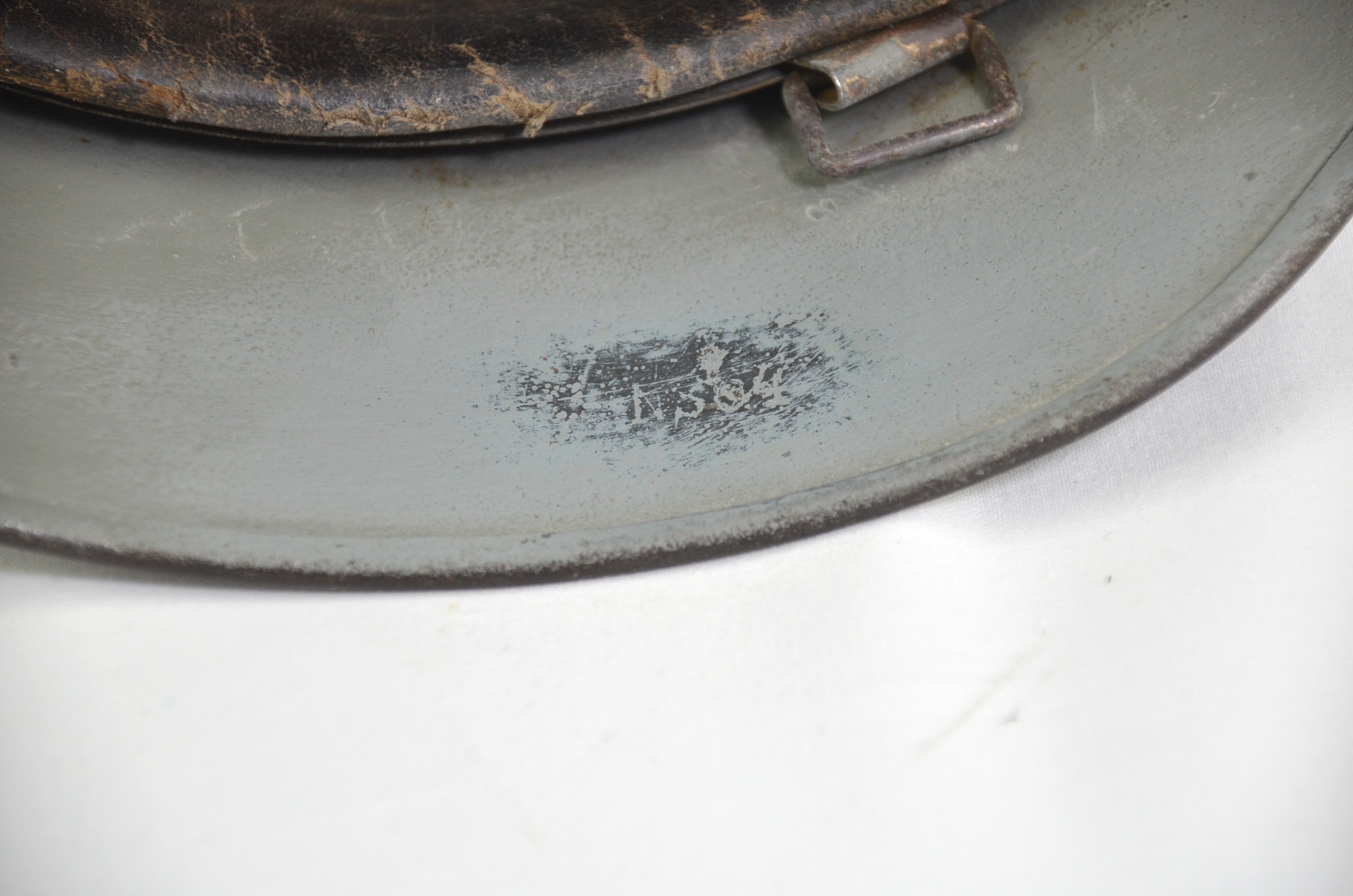 Original Nazi WW2 Wehrmacht M40 Helmet - Image 9