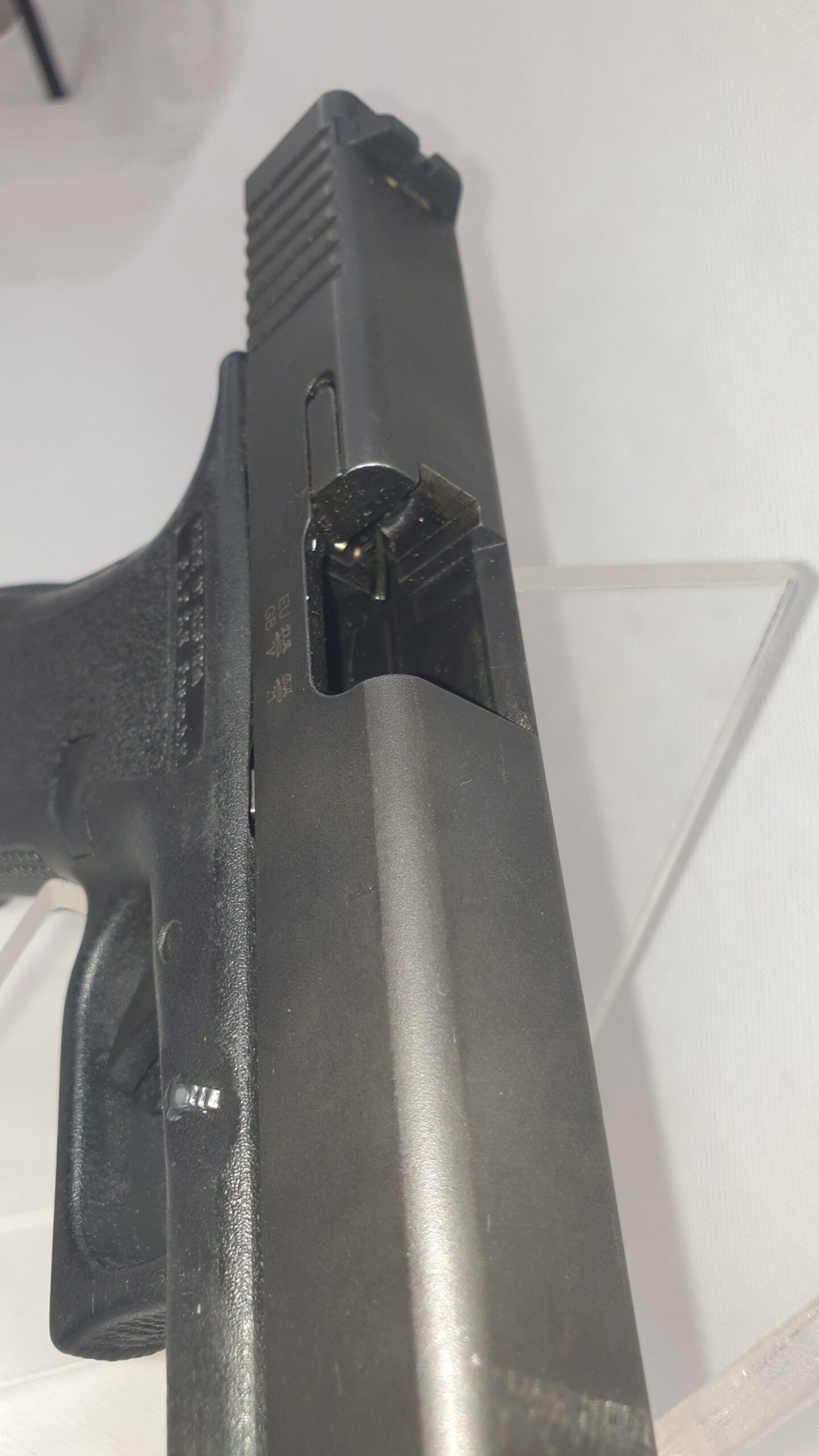 Glock 17 Semi-Automatic Pistol Deactivated #4 - Image 17