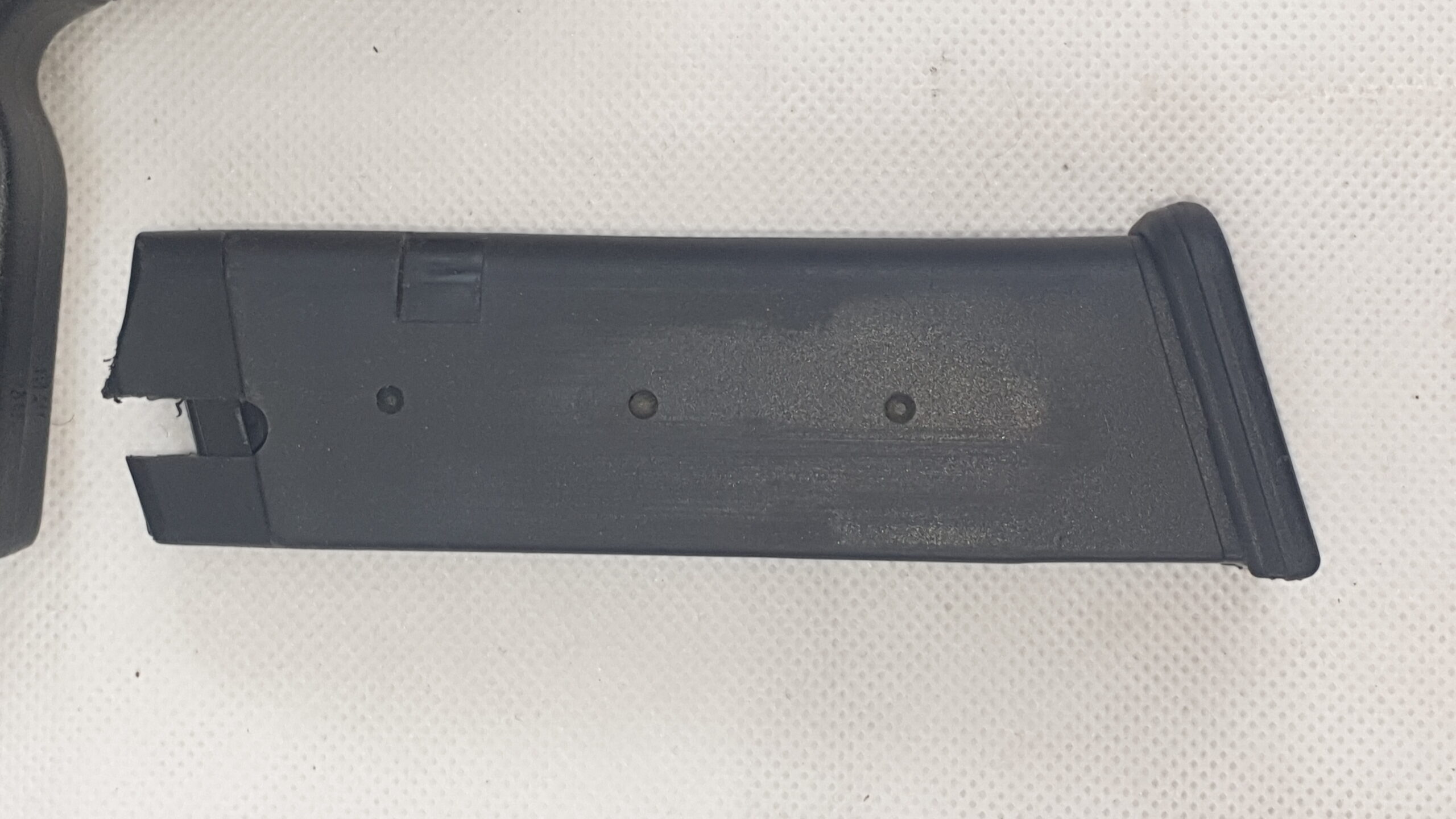 Glock 17 Semi-Automatic Pistol Deactivated #5 - Image 14