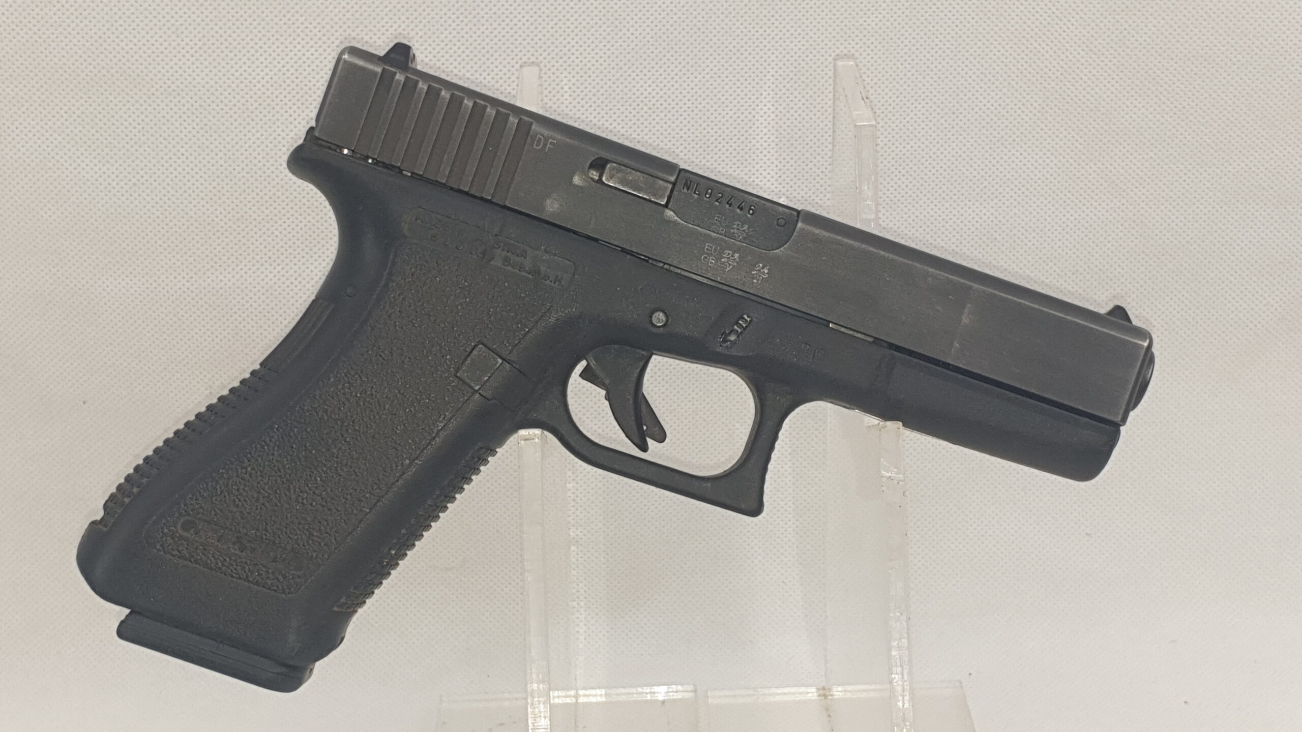 Glock 17 Semi-Automatic Pistol Deactivated #5