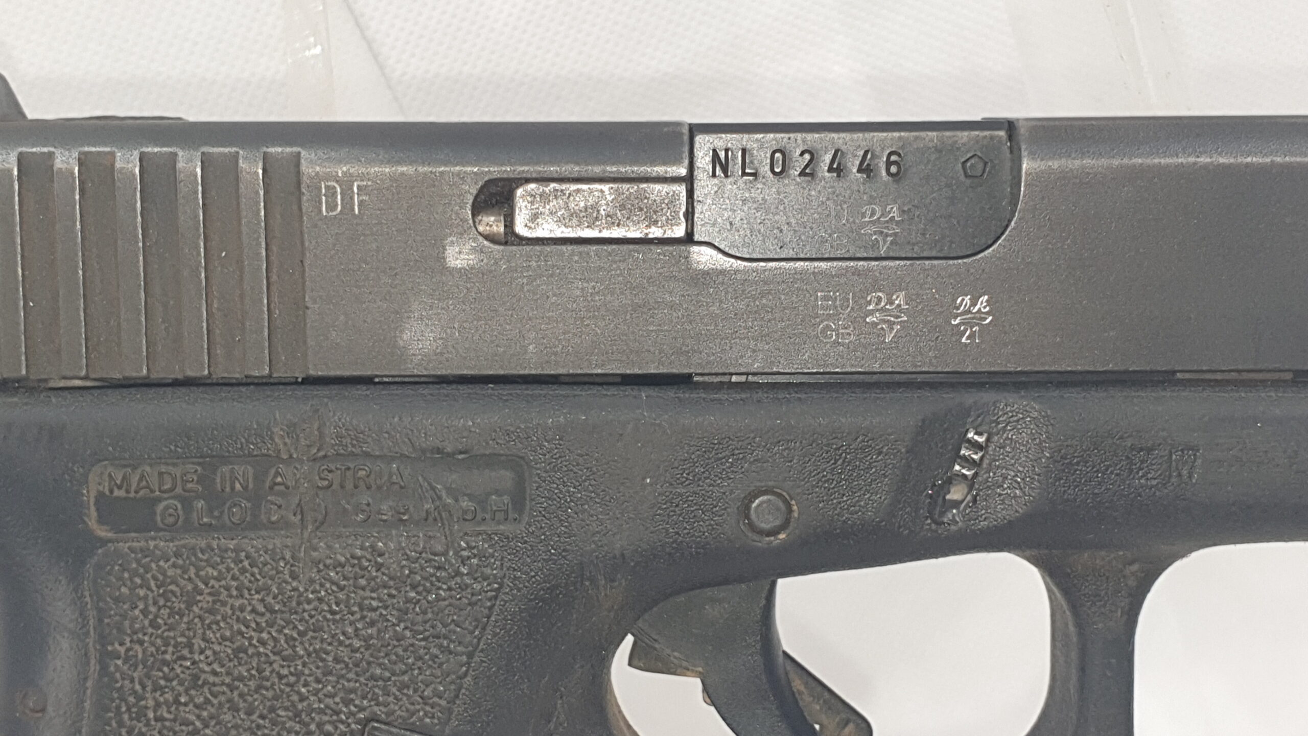Glock 17 Semi-Automatic Pistol Deactivated #5 - Image 3