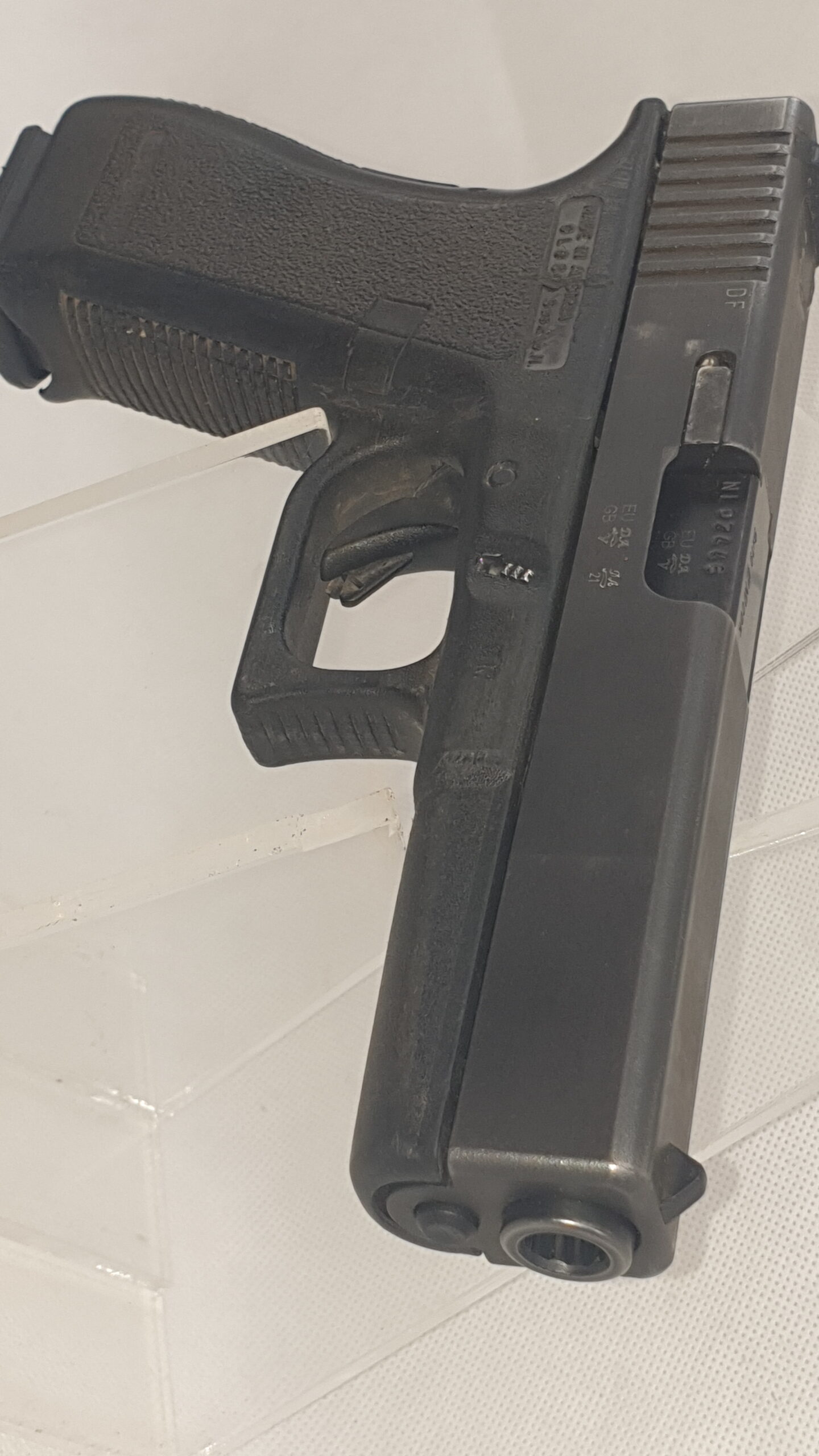 Glock 17 Semi-Automatic Pistol Deactivated #5 - Image 7