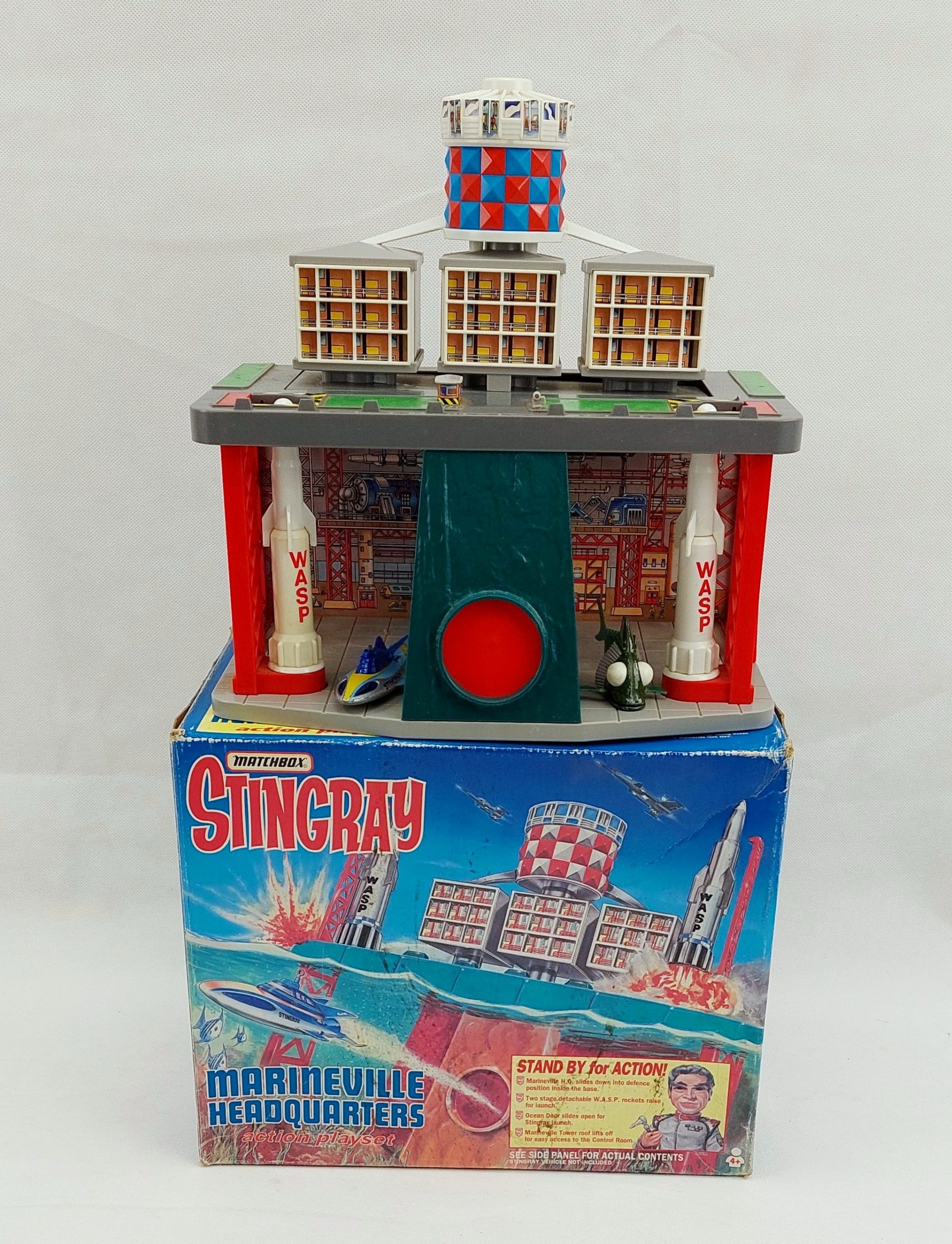 1990’s Matchbox Stingray Marineville Headquarters Action Playset With Sub & Terror Fish #2*