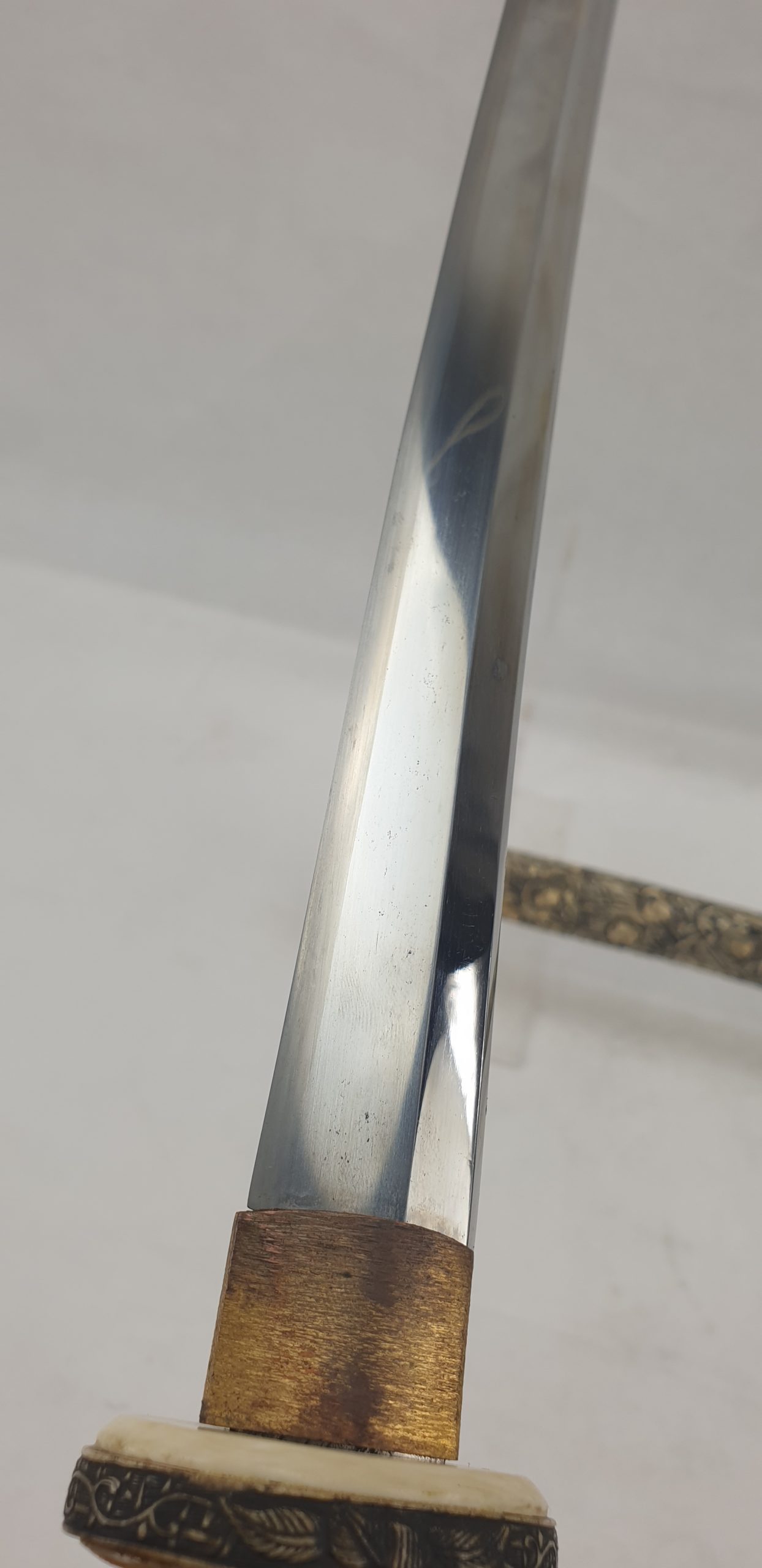 Japanese Signed Wakizashi Sword with Carved Bone Fittings - Image 17