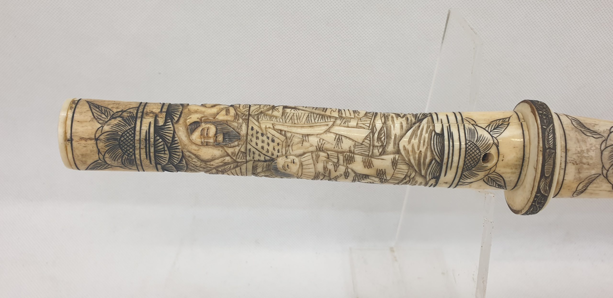 Japanese Signed Wakizashi Sword with Carved Bone Fittings - Image 9