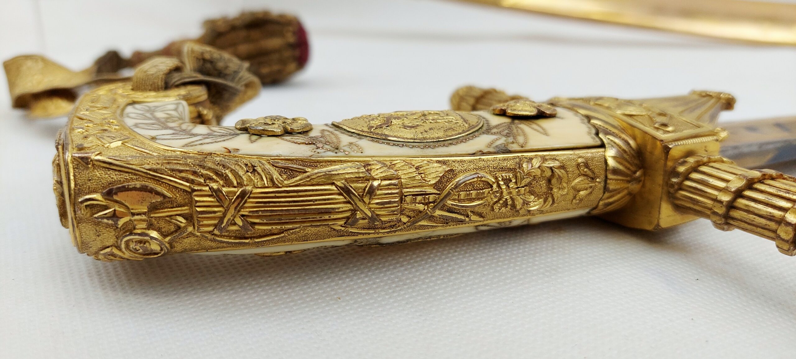 Very Fine Georgian General Mameluke Blue and Gilt Sabre Similar to Lloyd Sword Design Circa 1800 - Image 22