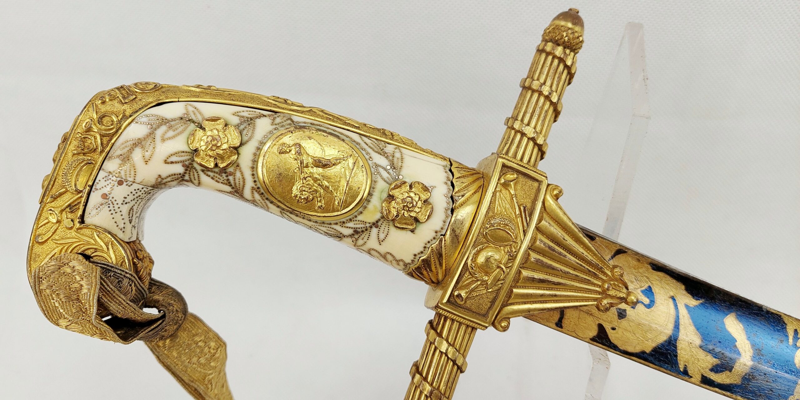 Very Fine Georgian General Mameluke Blue and Gilt Sabre Similar to Lloyd Sword Design Circa 1800 - Image 5