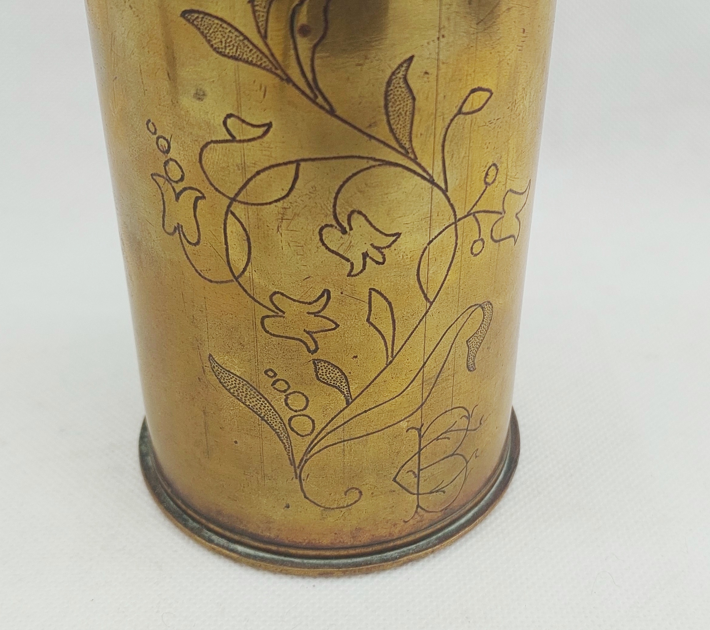 WW1 1888 Dated Trench Art Shell Case With Blue Bells - Image 5