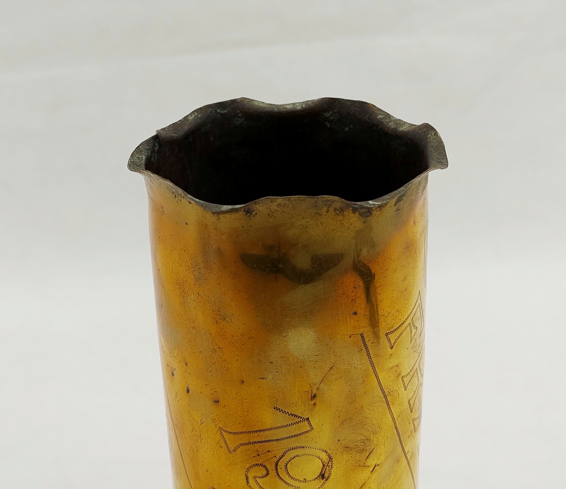 WW1 1914 1918 France Trench Art Shell Case - Image 5