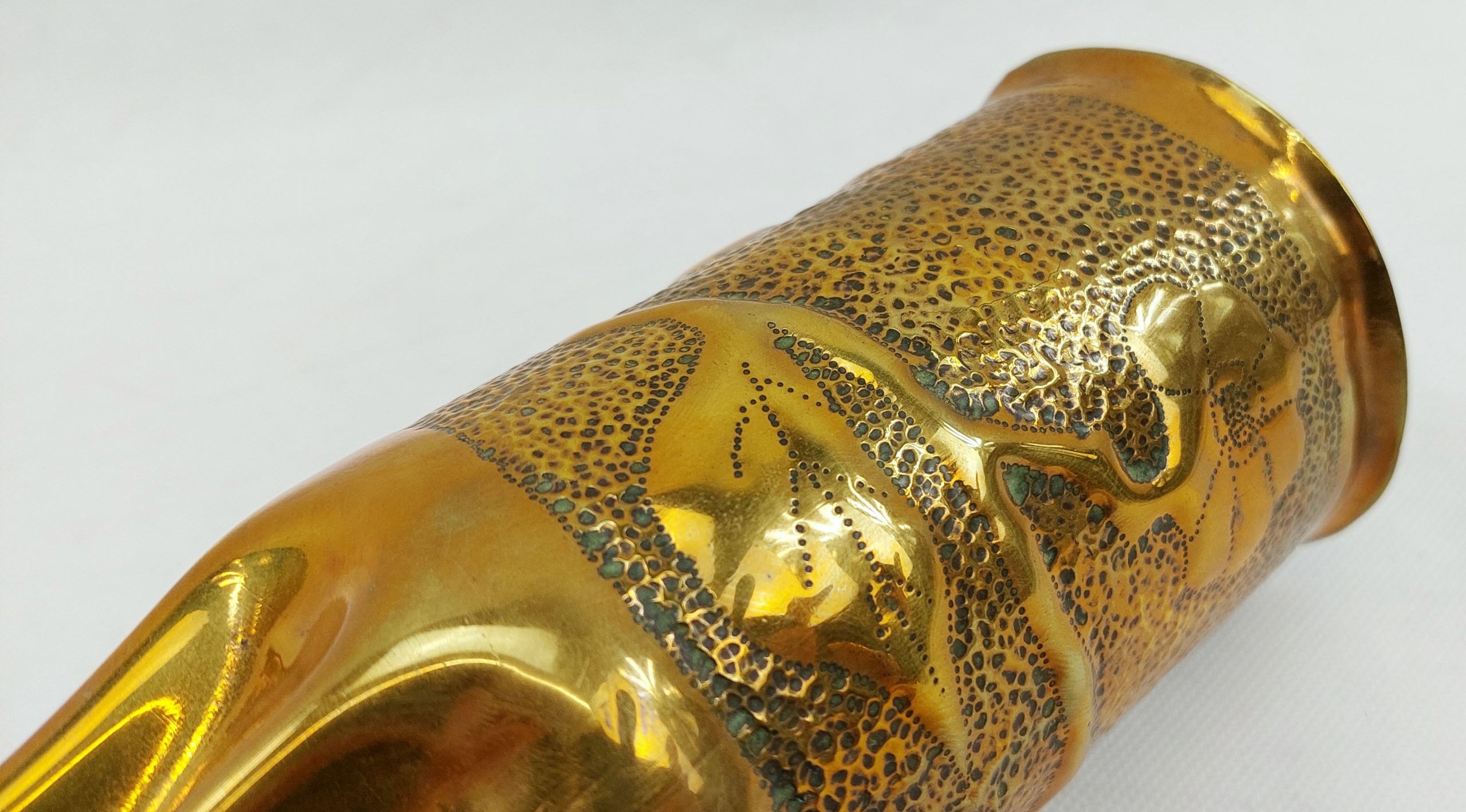 WW1 1915 Trench Art Pinched Base Shell Case Embossed With A Rose Branch* - Image 5