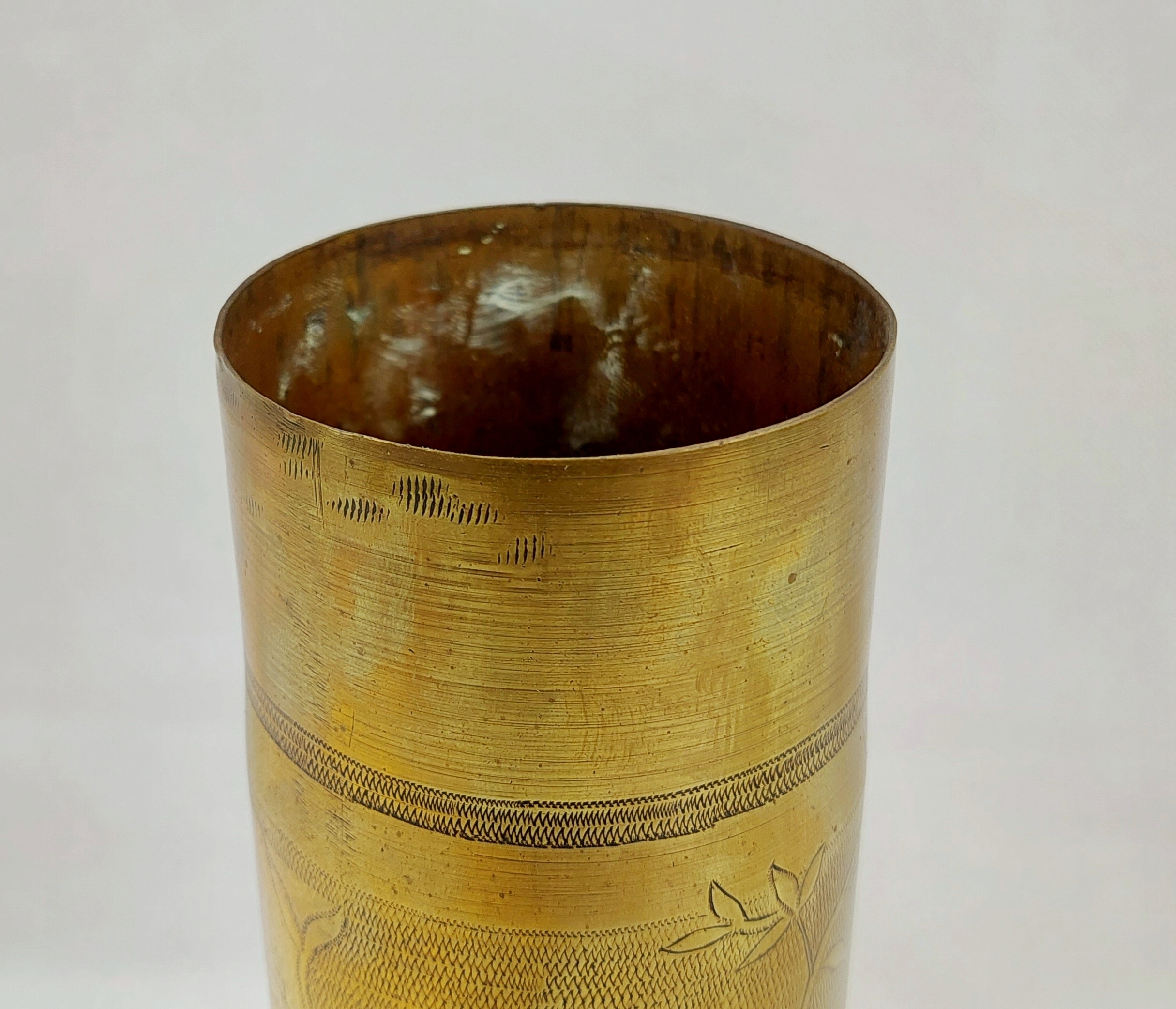 WW1 75mm Trench Art Shell Case Embossed With A Floral Spray* - Image 4