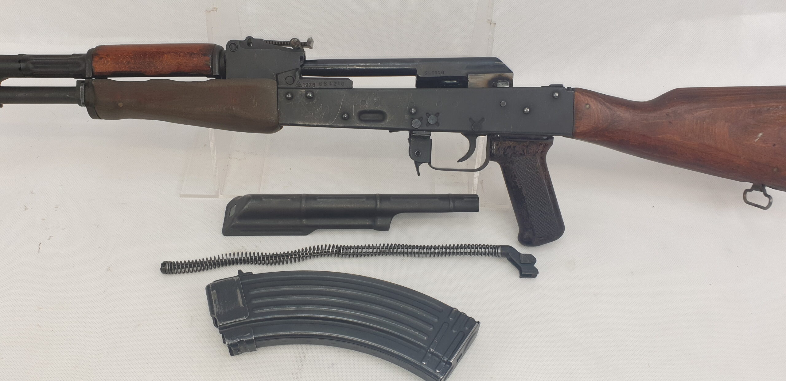 Cold War Era 1976 Dated Romanian AK-47 Assault Rifle - Deactivated - Image 10