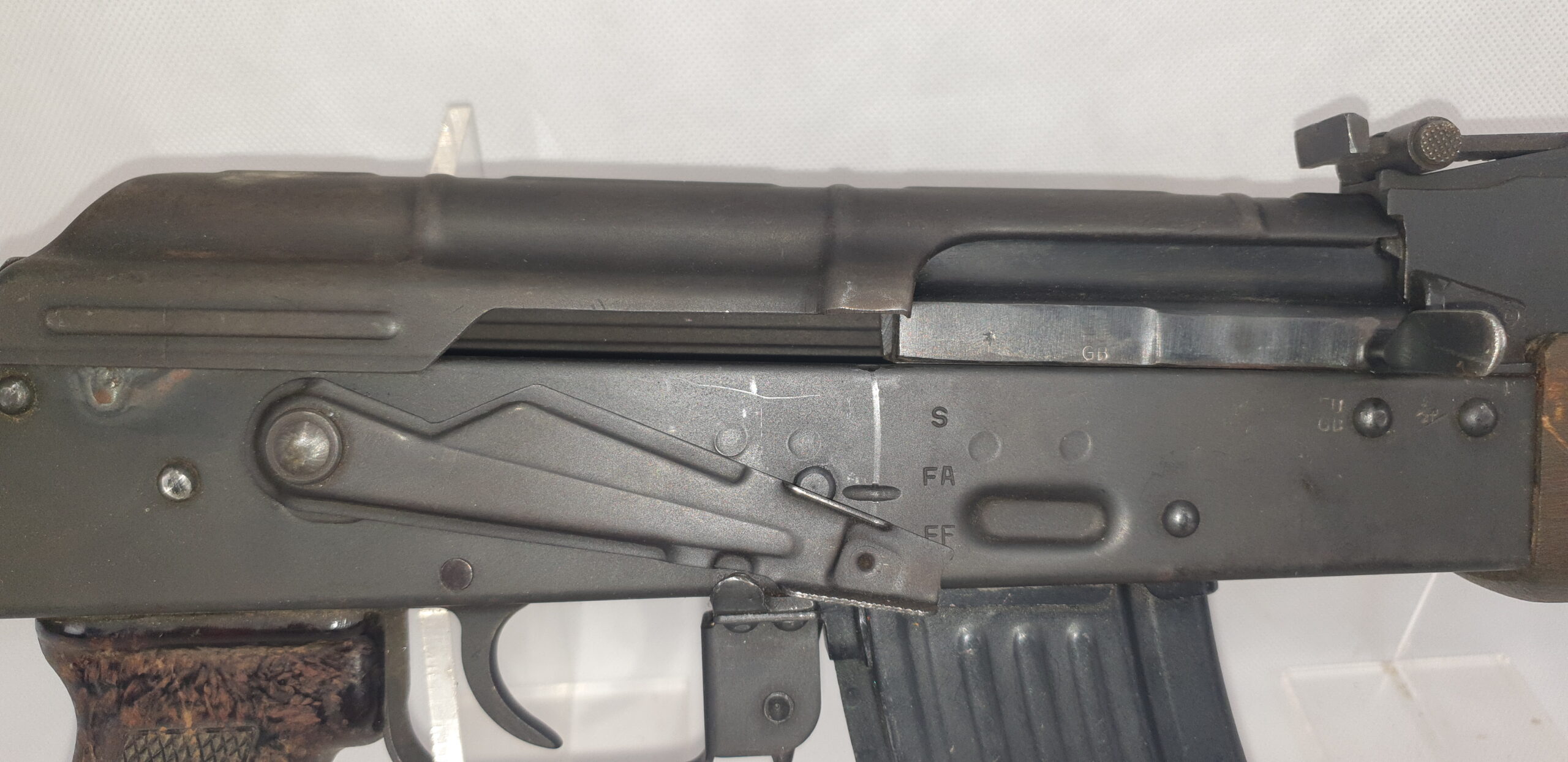 Cold War Era 1976 Dated Romanian AK-47 Assault Rifle - Deactivated - Image 4
