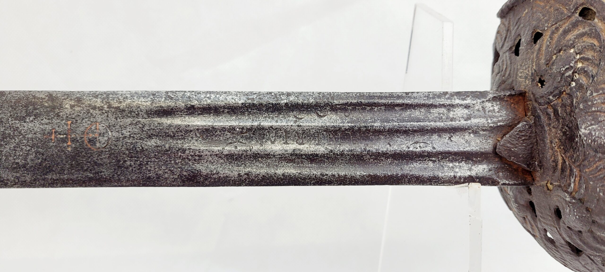 Early 1630s Andrea Ferrara 1630s Officers Sword With A Fine Blade - Image 14