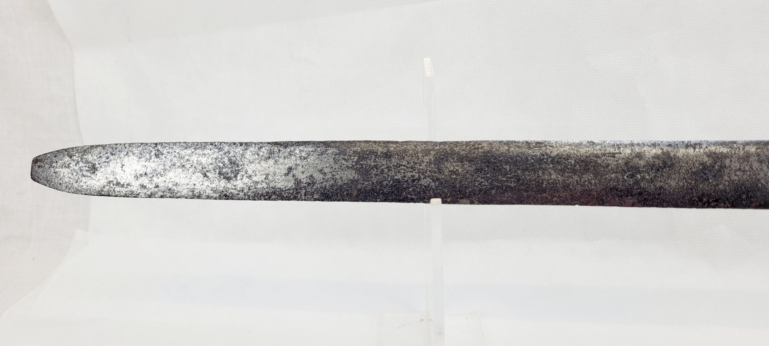 Early 1630s Andrea Ferrara 1630s Officers Sword With A Fine Blade - Image 12