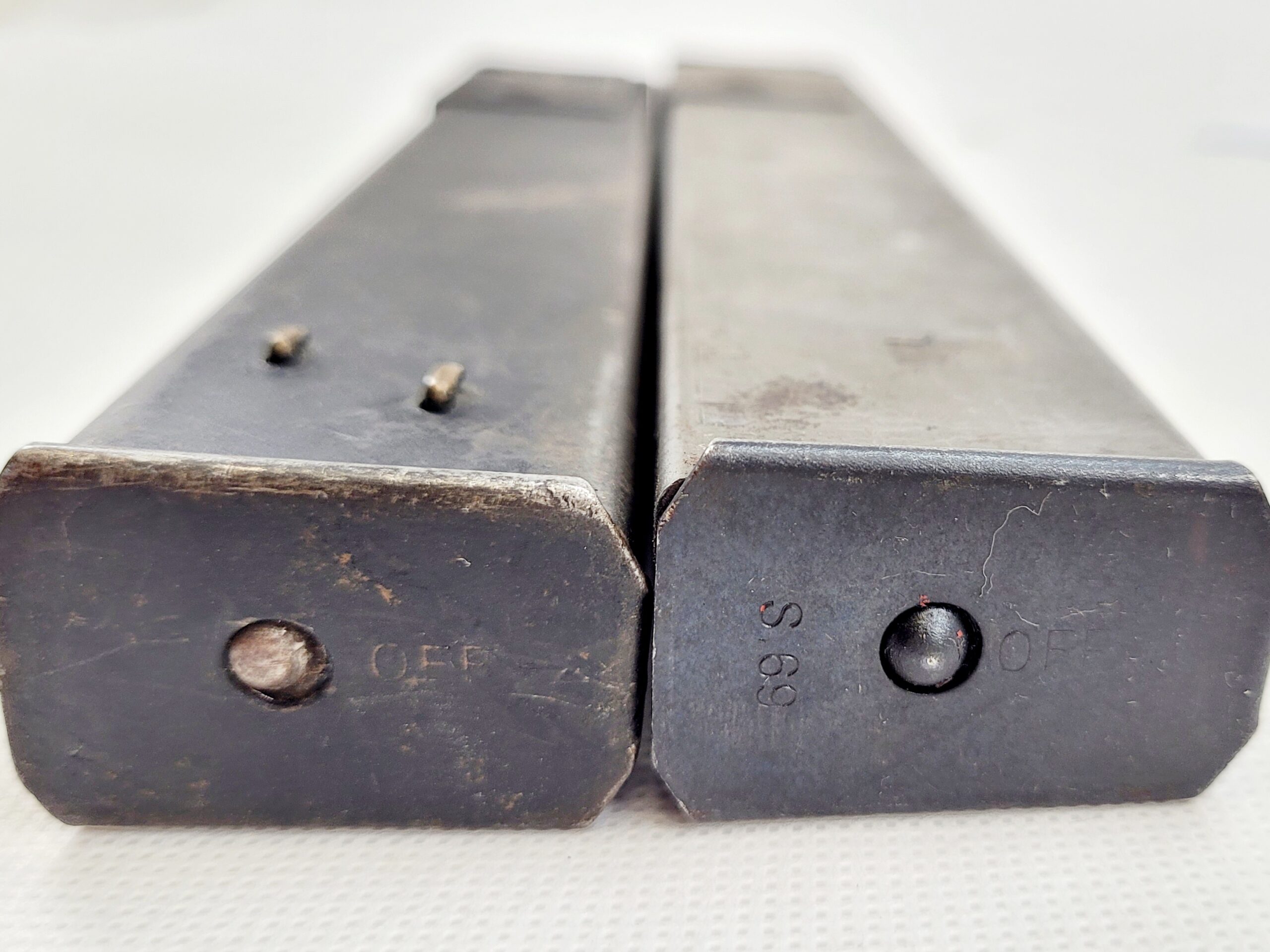 Fully Strippable WW2 British STEN MK2 SMG, Sling & Spare Magazine - Image 10