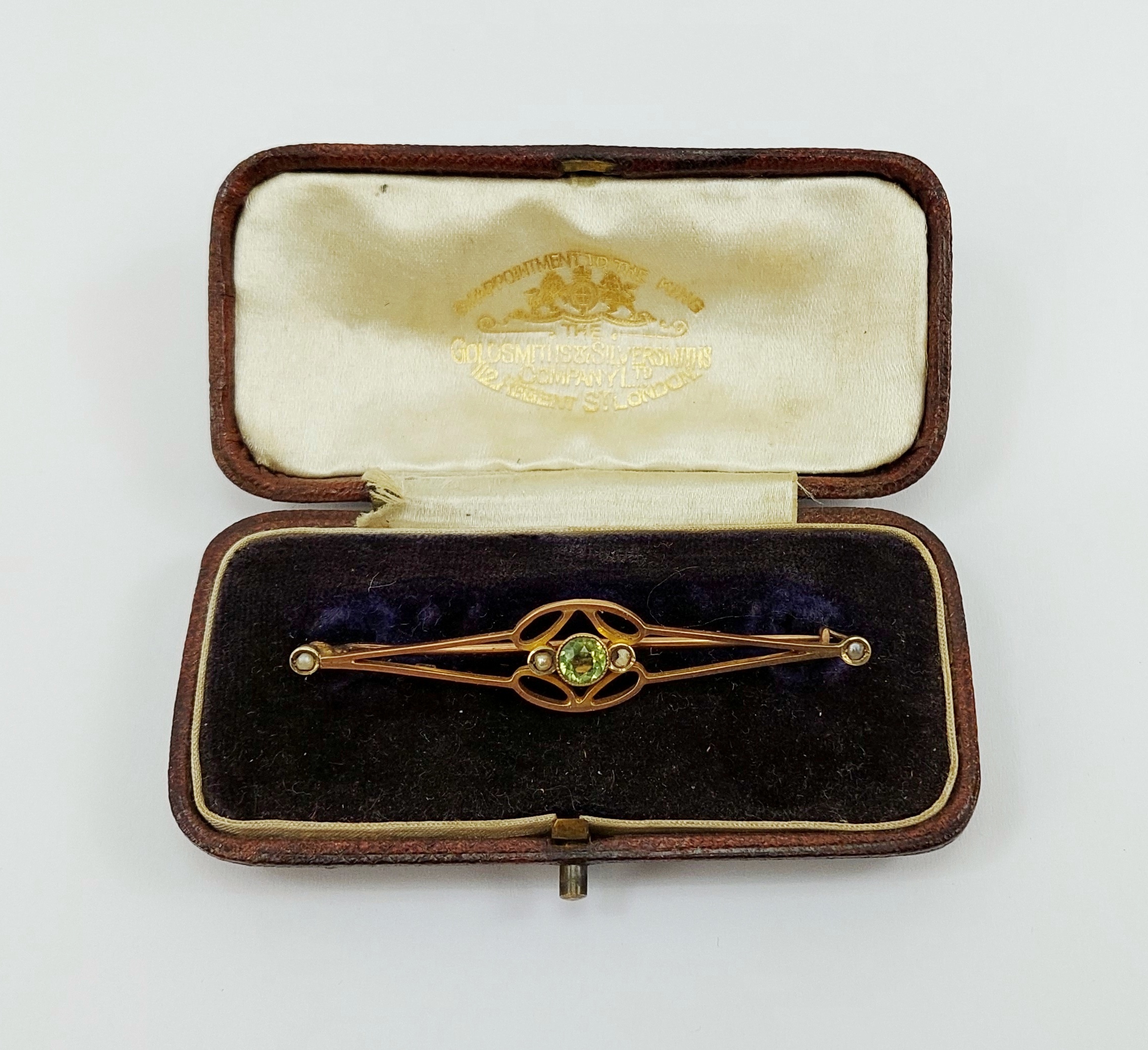 9ct Rose Gold Peridot & Pearl Brooch - Image 2