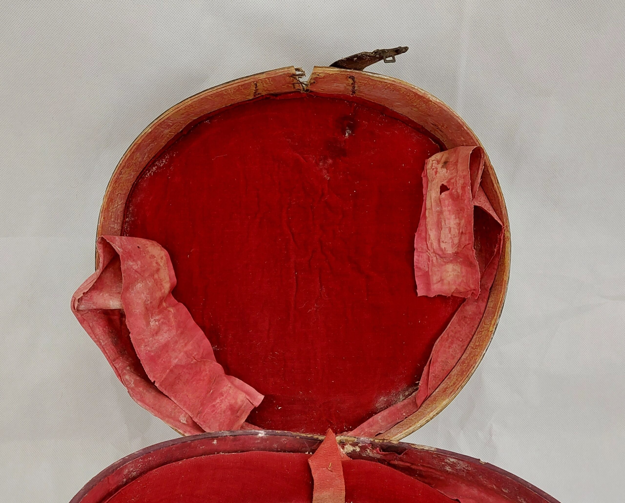 Vintage Primax Bowler Hat & Original Case* - Image 9